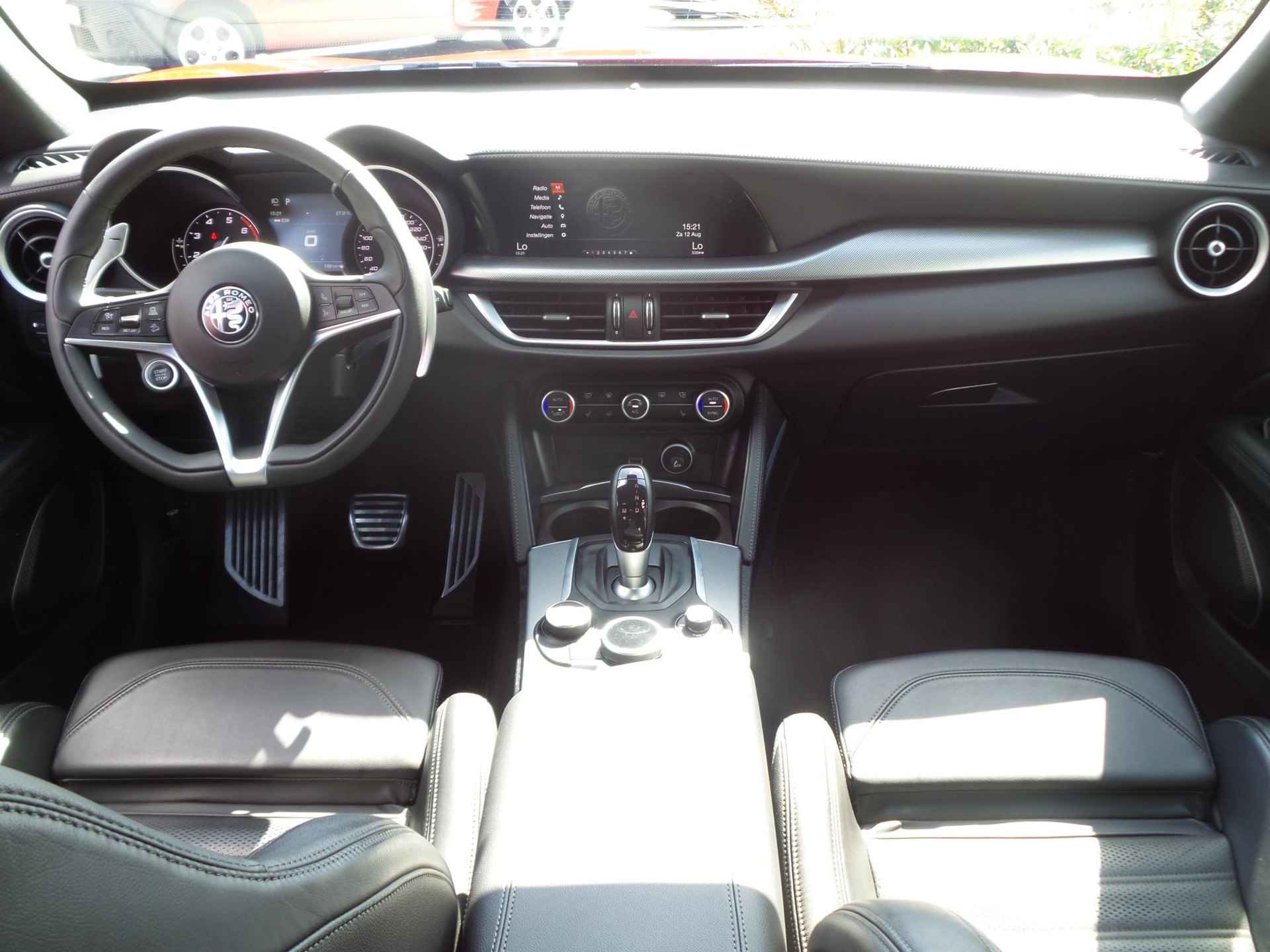 Alfa Romeo Stelvio 2.0 Turbo Aut. AWD 280pk Super | Veloce interior | Performance pack | Carplay | Rosso Comp. - 9/26