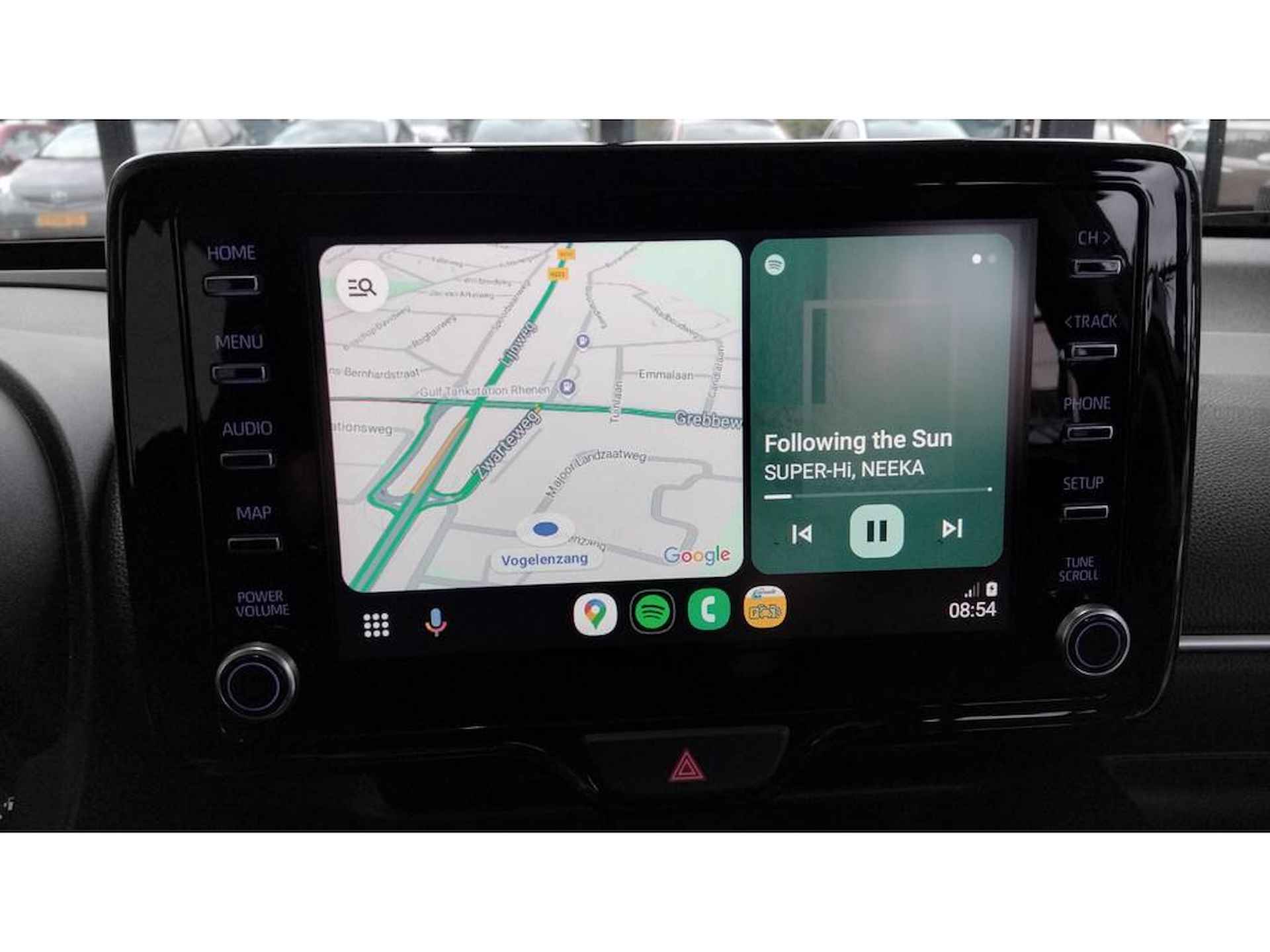 Toyota Yaris 1.5 Apple-carplay HUD Stoel en stuurverw LED - 13/21