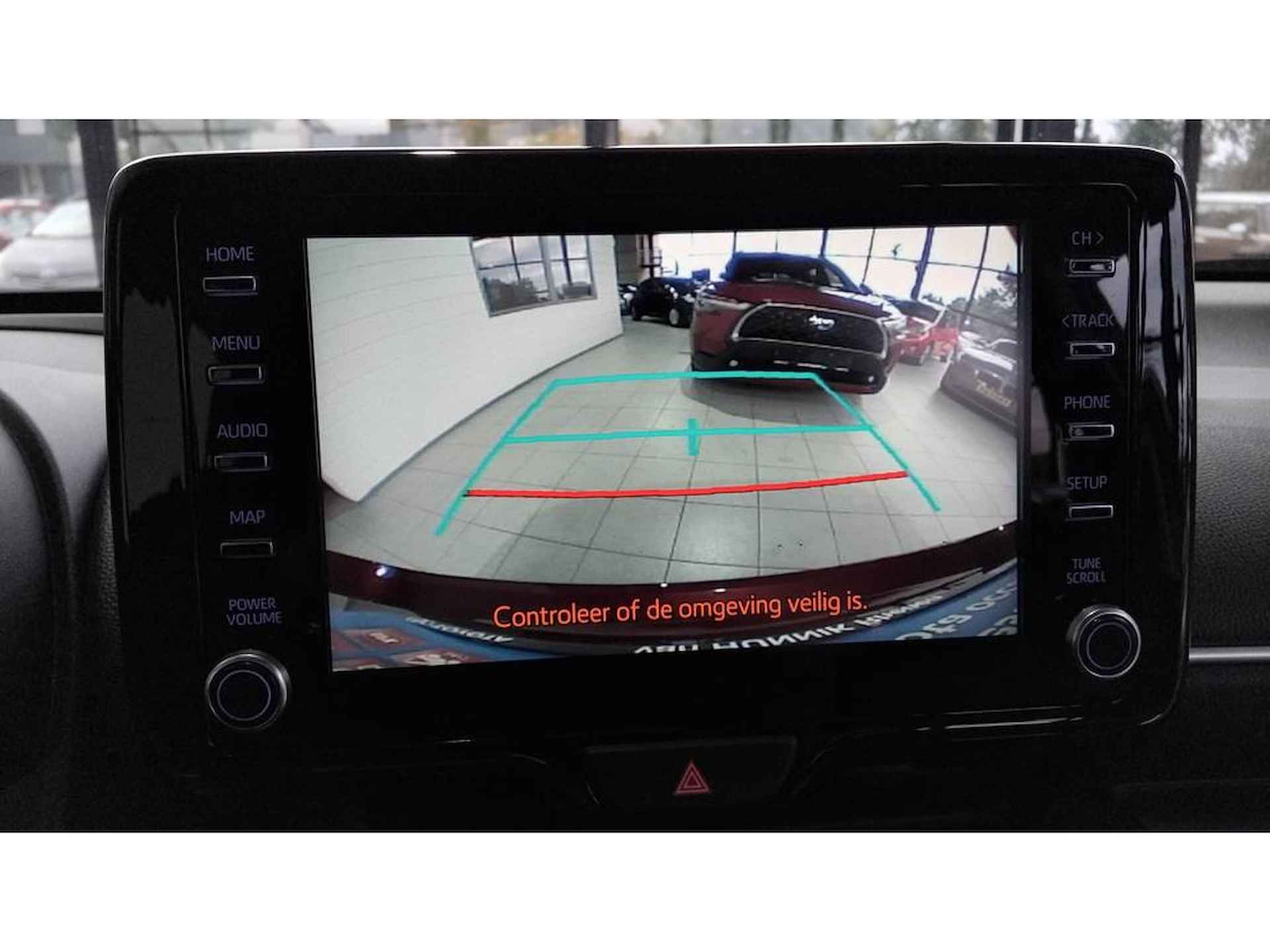 Toyota Yaris 1.5 Apple-carplay HUD Stoel en stuurverw LED - 14/21