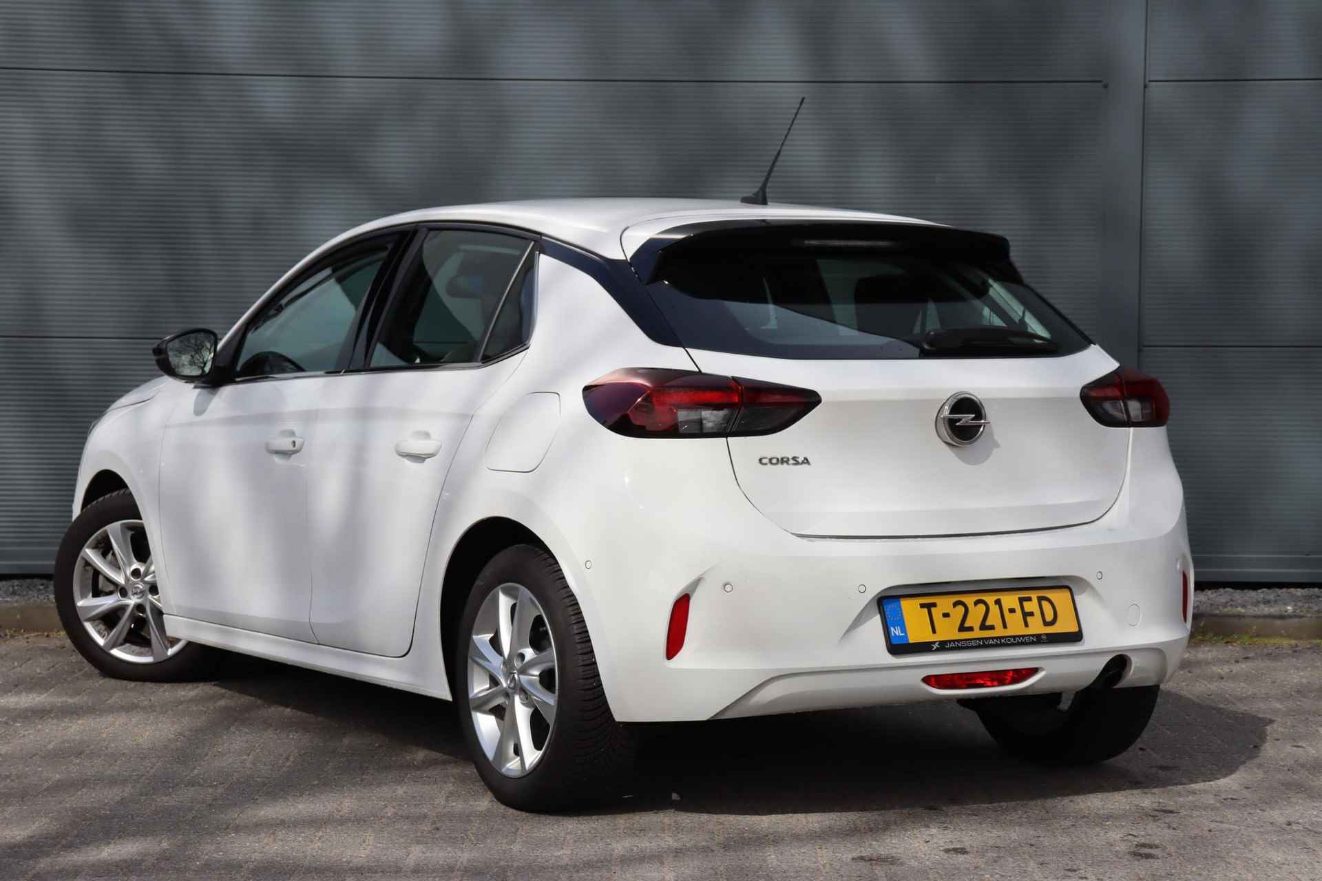 Opel Corsa 1.2 Turbo Edition / Airco / Carplay Navigatie  / Stoelverwarming - 4/26