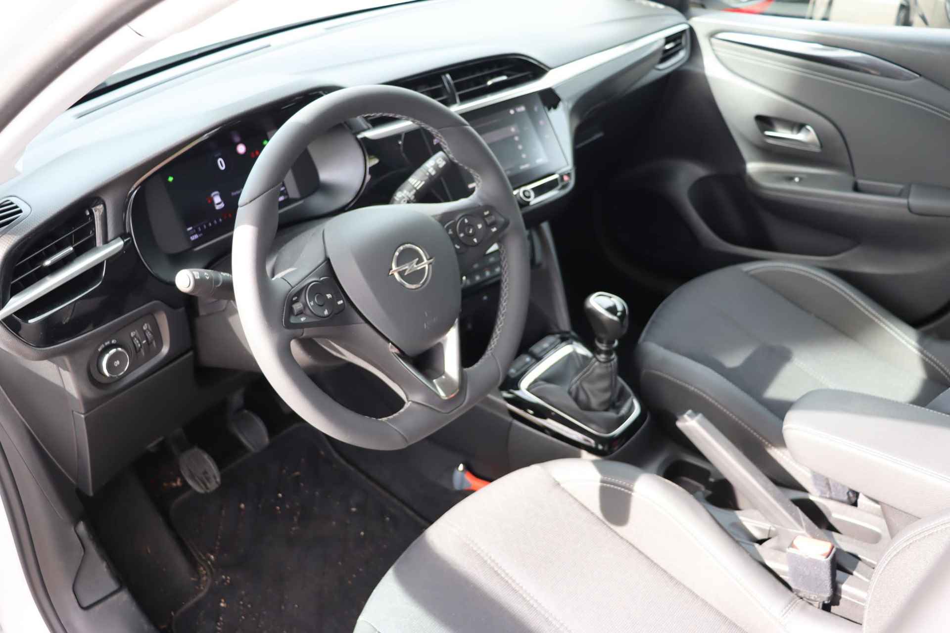 Opel Corsa 1.2 Turbo Edition / Airco / Carplay Navigatie  / Stoelverwarming - 9/26