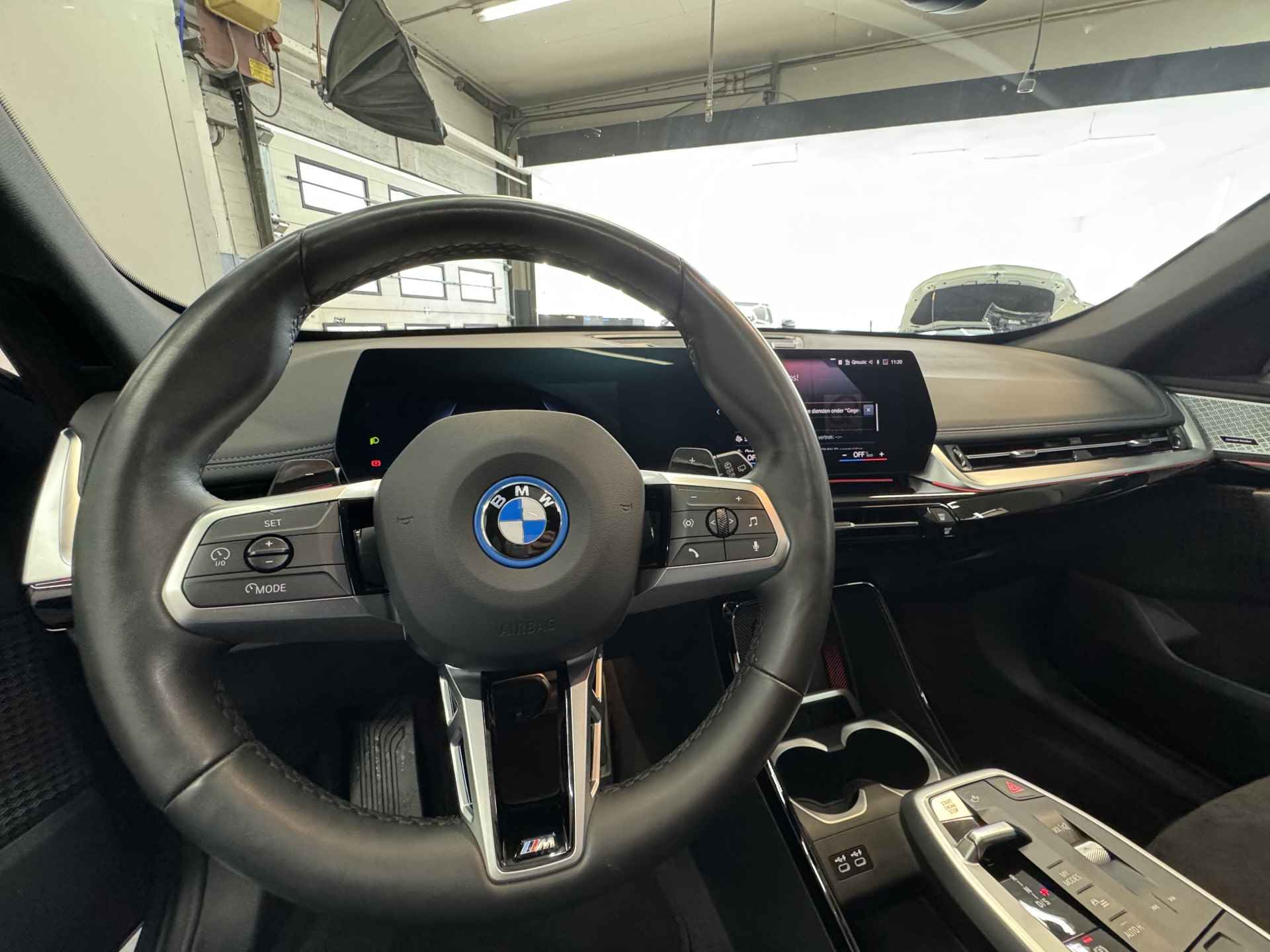 BMW X1 30e xDrive✅Panoramadak✅M-Sport✅Sfeerverlichting✅Harman/Kardon✅Stoelmassage✅Stoelverwarming✅Virtual Cockpit✅Achteruitrijcamera✅ - 12/105