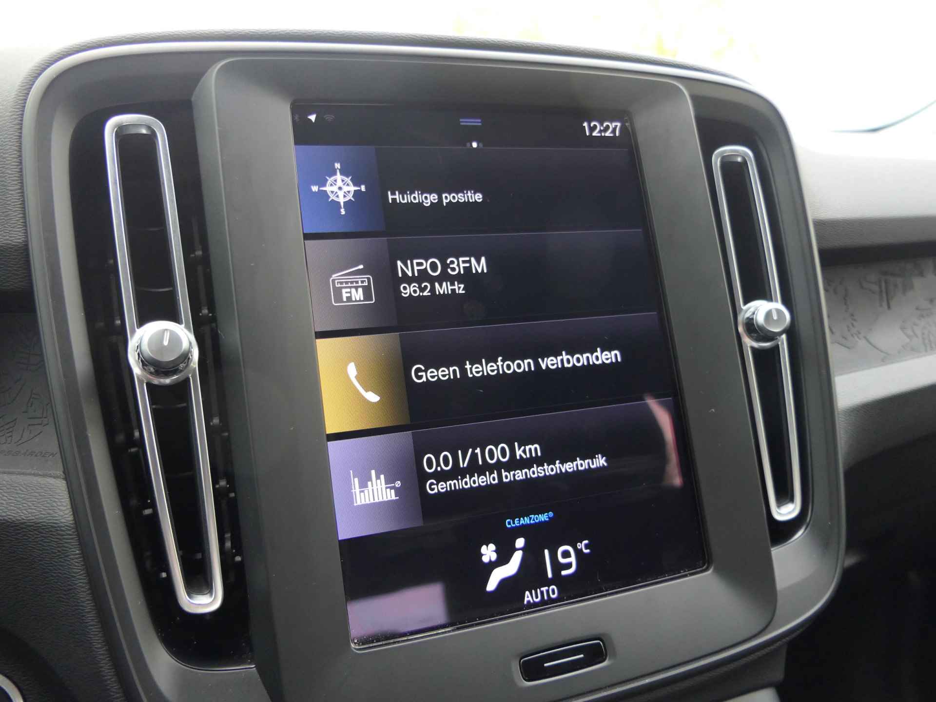 Volvo XC40 T2 | Trekhaak | Cruise Control | Navigatie | Apple / Android Carplay | DAB | - 8/34