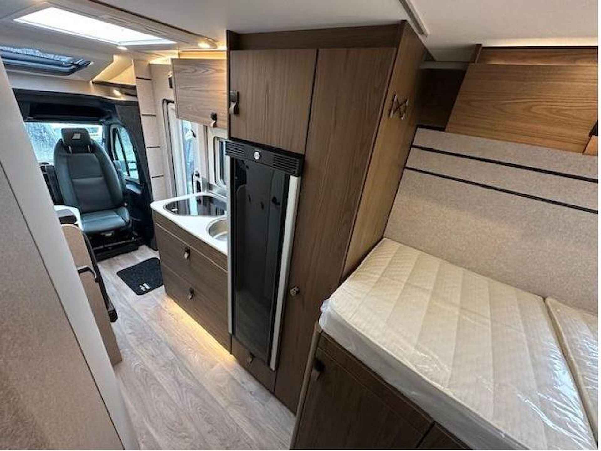 Hymer ML-T 580 - VELVET ASH - 9G AUT - 9/16