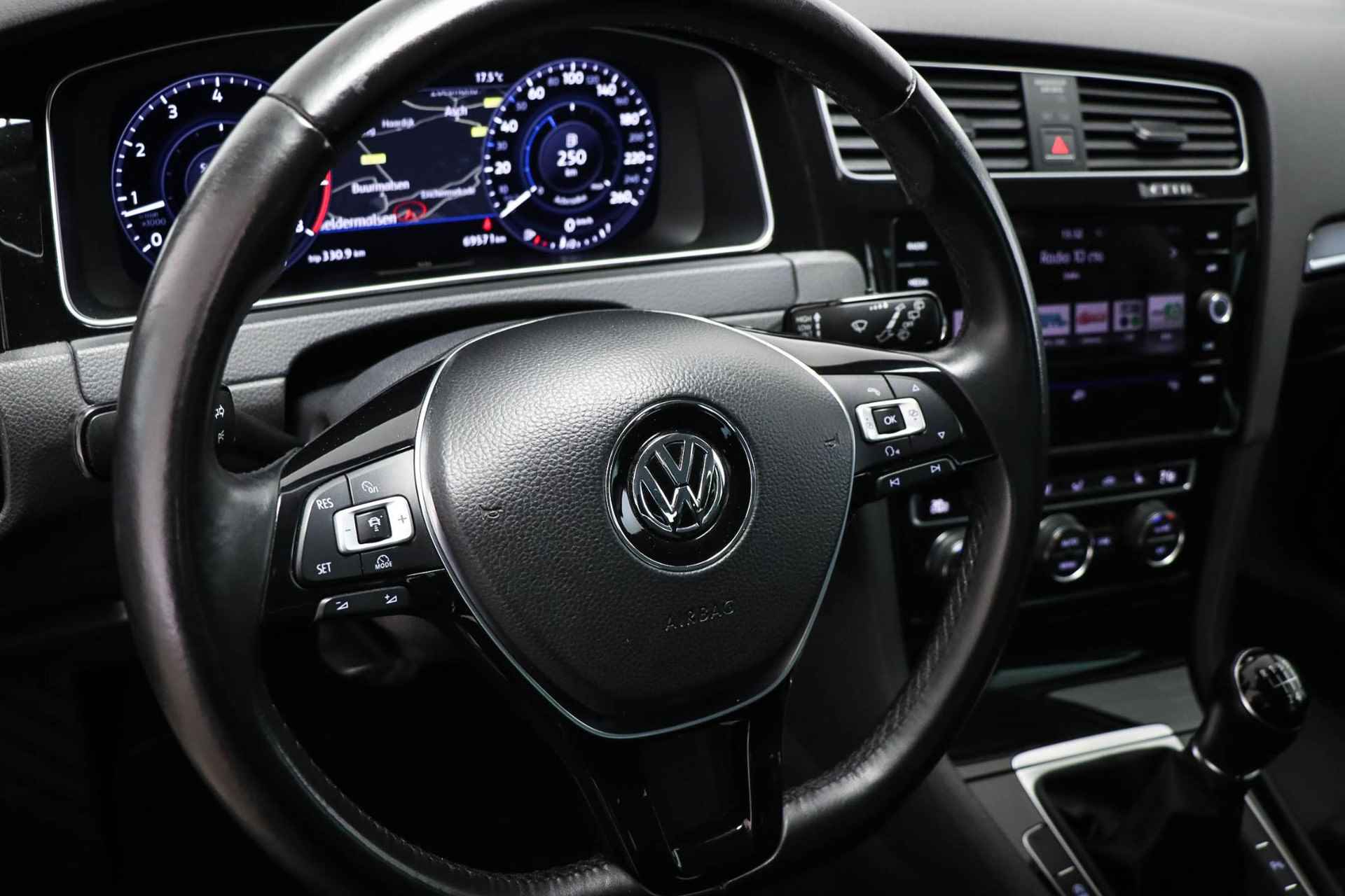 Volkswagen Golf 1.4 TSI Highline Business | VIRTUAL COCKPIT | ERGOACTIVE / MASSAGE | TREKHAAK AFNEEMBAAR | 18" - 26/51