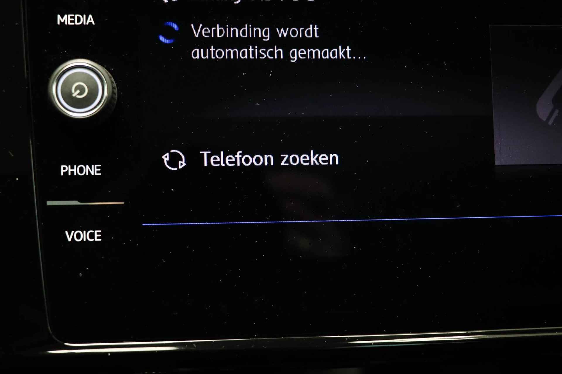 Volkswagen Golf 1.4 TSI Highline Business | VIRTUAL COCKPIT | ERGOACTIVE / MASSAGE | TREKHAAK AFNEEMBAAR | 18" - 37/51