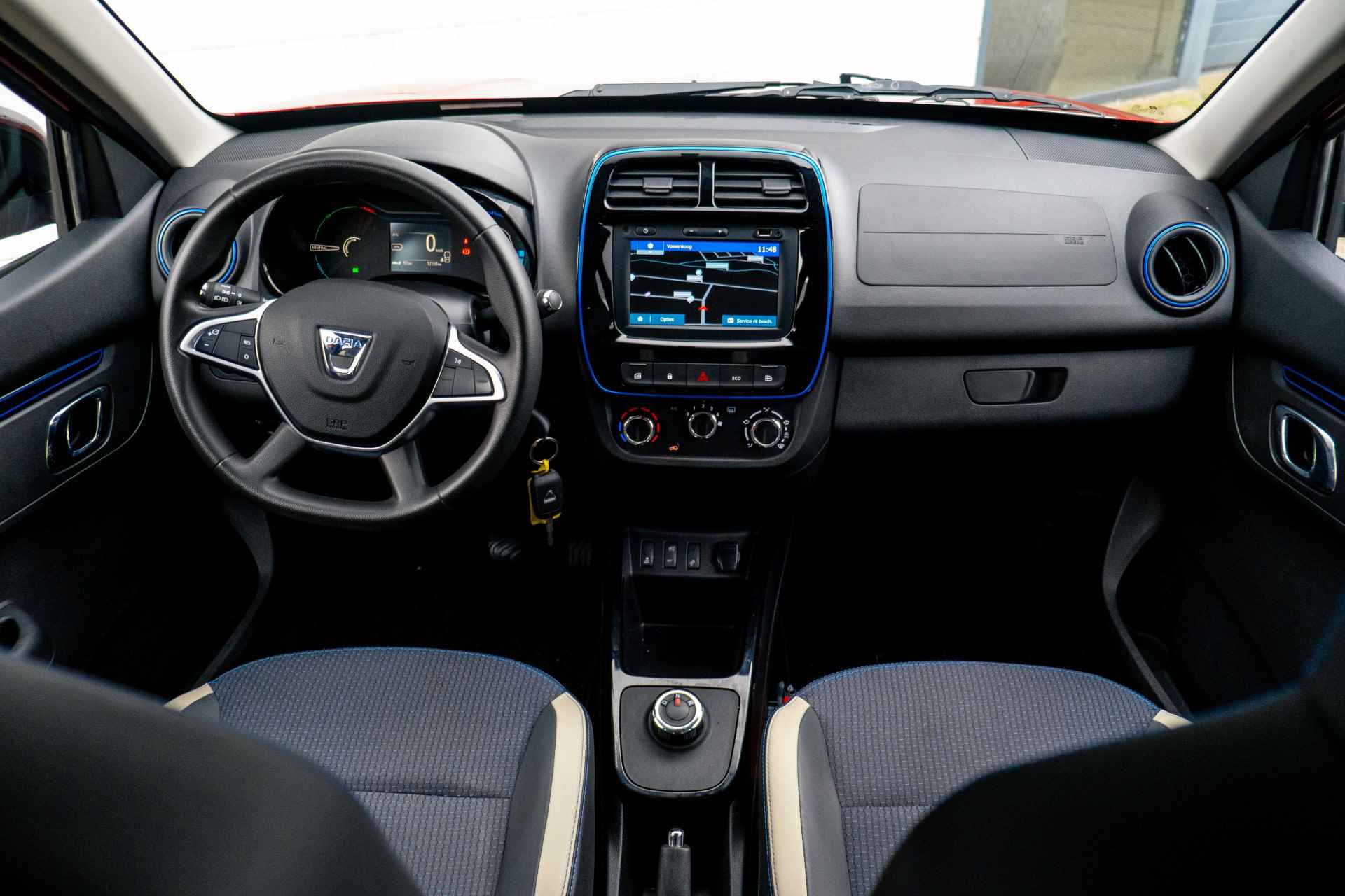 Dacia Spring Comfort Plus 27 kWh | Achteruitrijcamera | Navigatie | Airco | Snellader 30KW | incl. Bovag rijklaarpakket met 12 maanden garantie | - 10/53