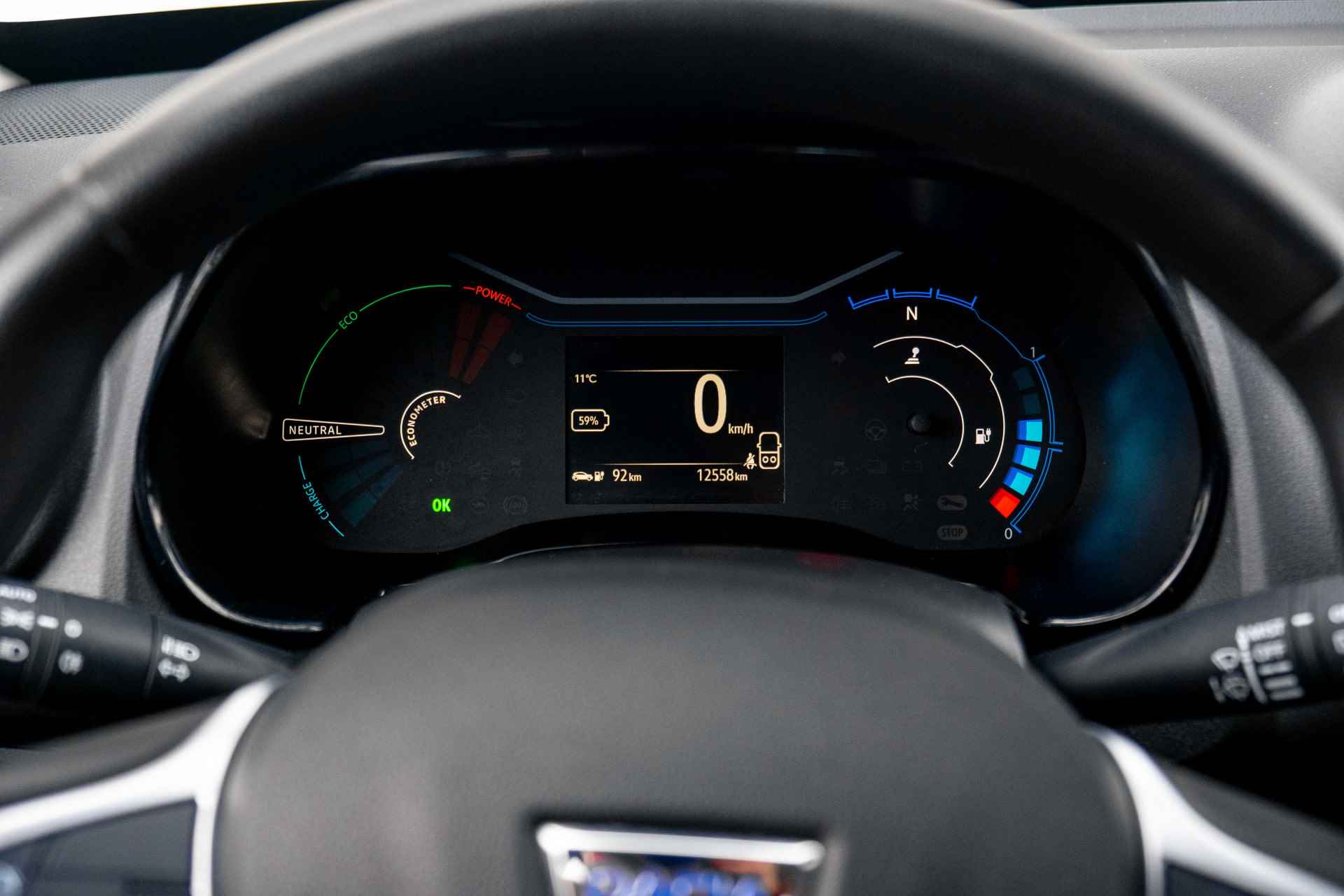 Dacia Spring Comfort Plus 27 kWh | Achteruitrijcamera | Navigatie | Airco | Snellader 30KW | incl. Bovag rijklaarpakket met 12 maanden garantie | - 45/53