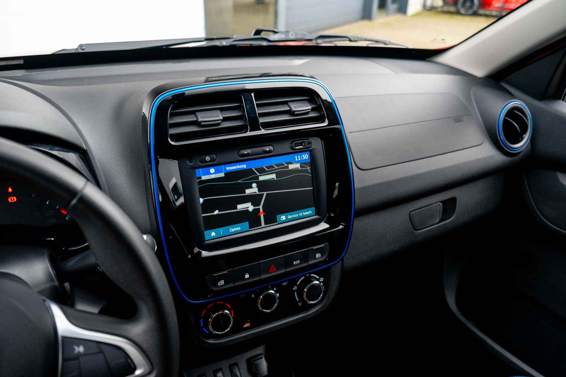 Dacia Spring Comfort Plus 27 kWh | Achteruitrijcamera | Navigatie | Airco | Snellader 30KW | incl. Bovag rijklaarpakket met 12 maanden garantie | - 46/53