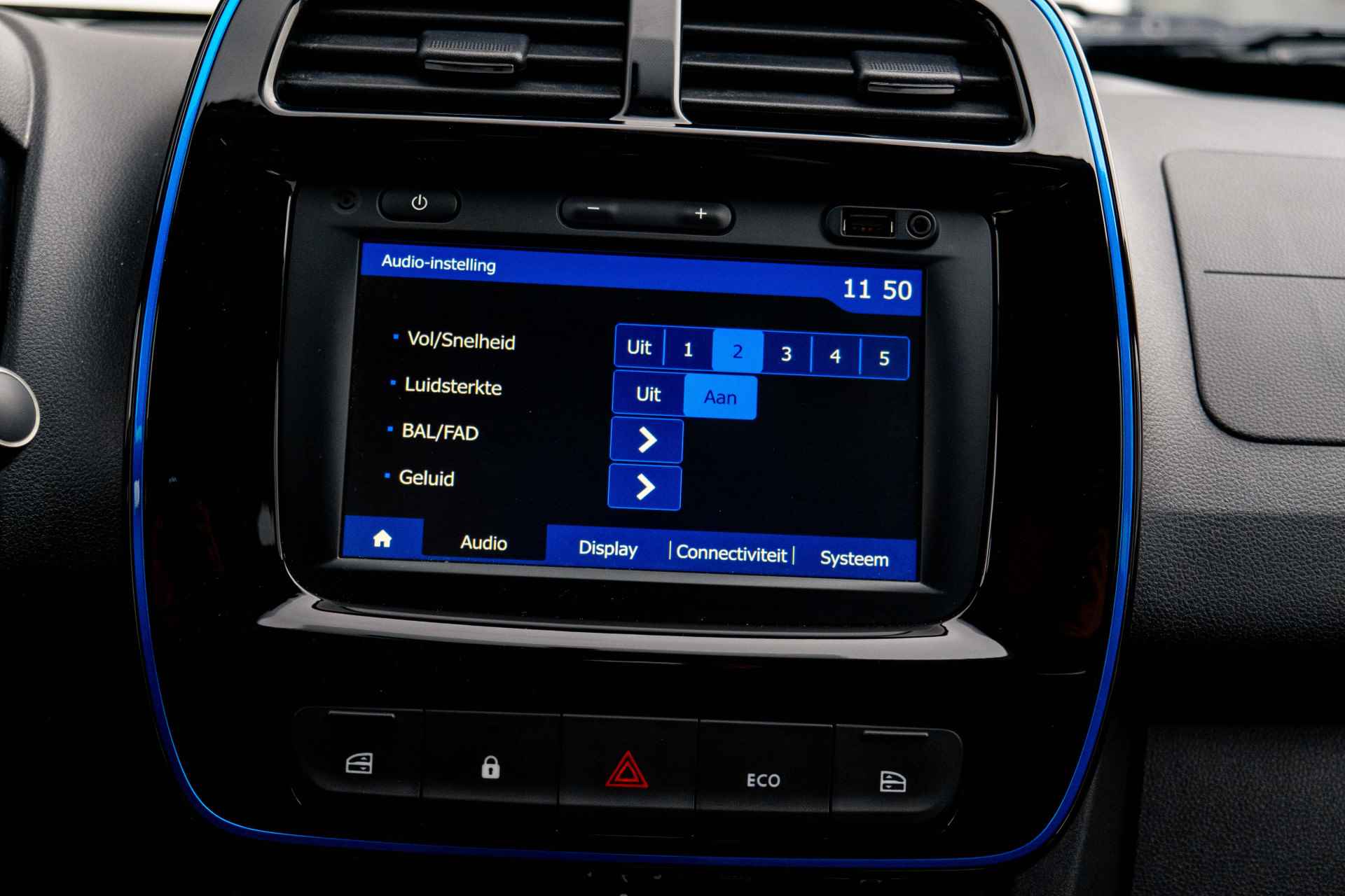 Dacia Spring Comfort Plus 27 kWh | Achteruitrijcamera | Navigatie | Airco | Snellader 30KW | incl. Bovag rijklaarpakket met 12 maanden garantie | - 50/53