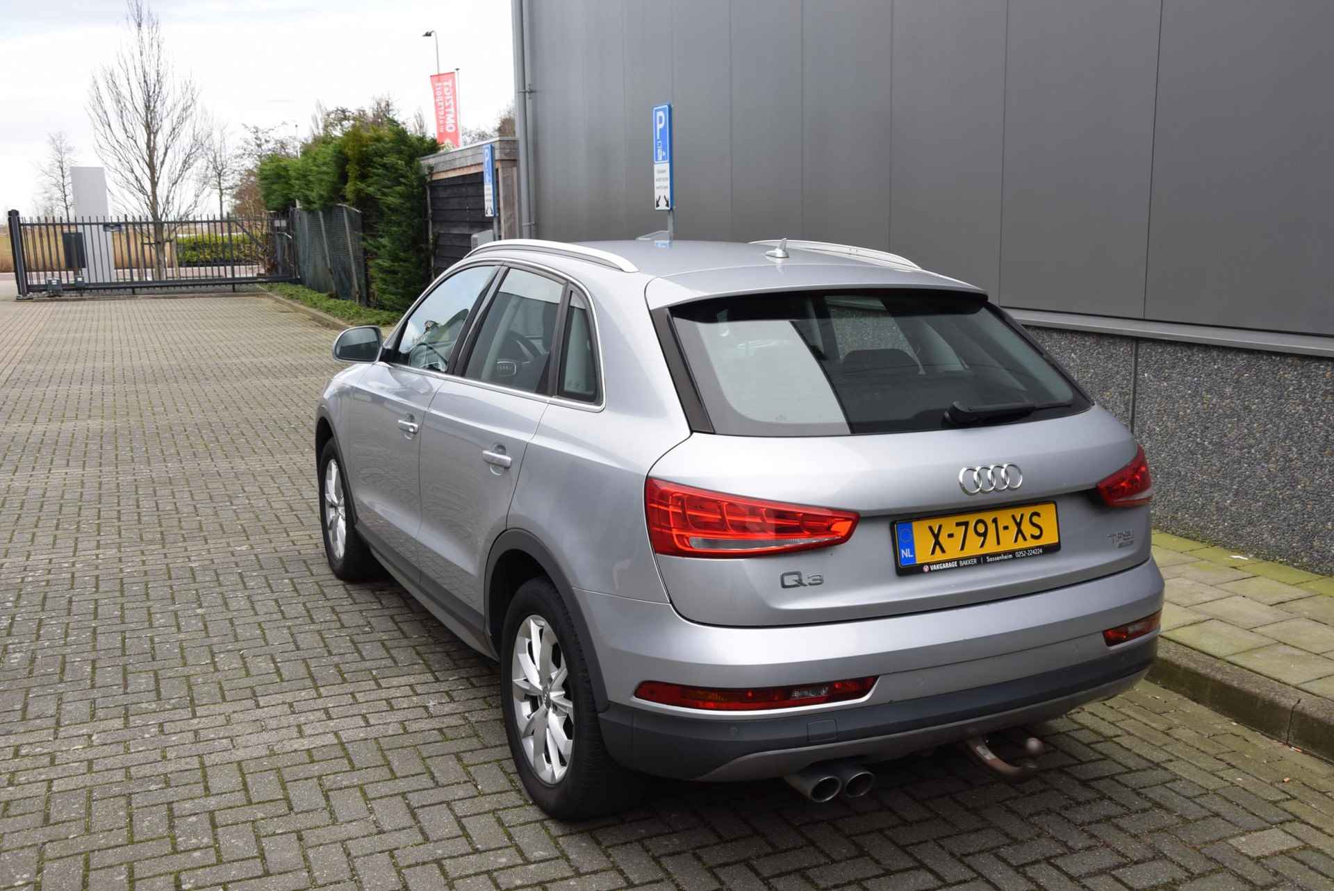 Audi Q3 1.4 TFSI CoD Design Pro Line Plus - 8/32