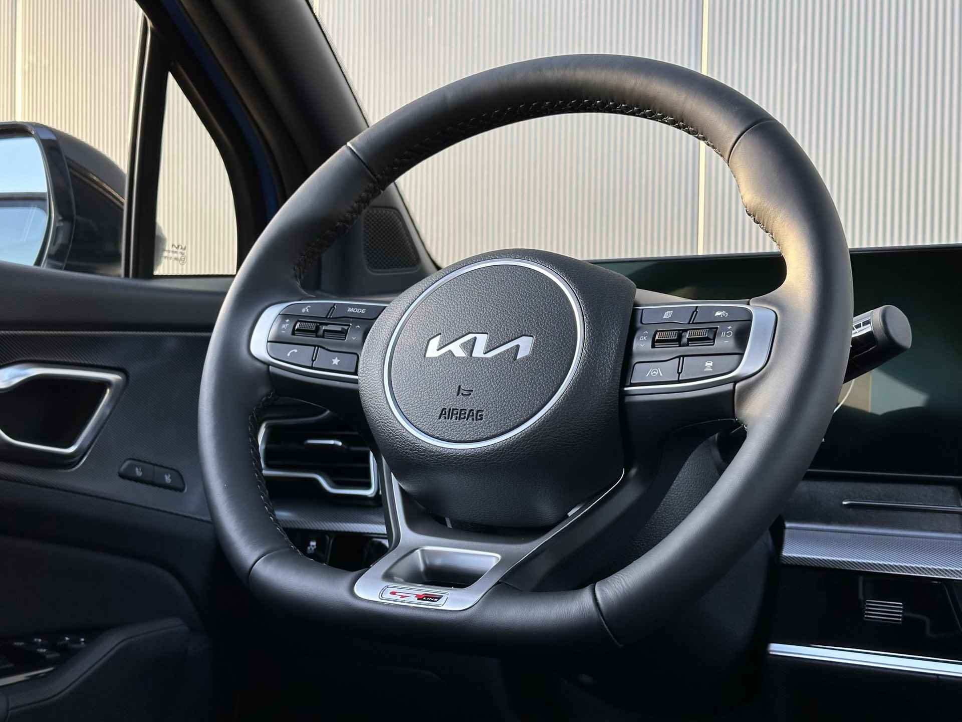 Kia Sportage 1.6 T-GDi Plug-in Hybrid AWD GT-PlusLine | *Niet op voorraad* | *Nu te bestellen* | €4.000,- Actiekorting | Navi | Clima | 360 Camera | Schuif-/Kanteldak | Stoelventilatie-/verwarming - 14/36