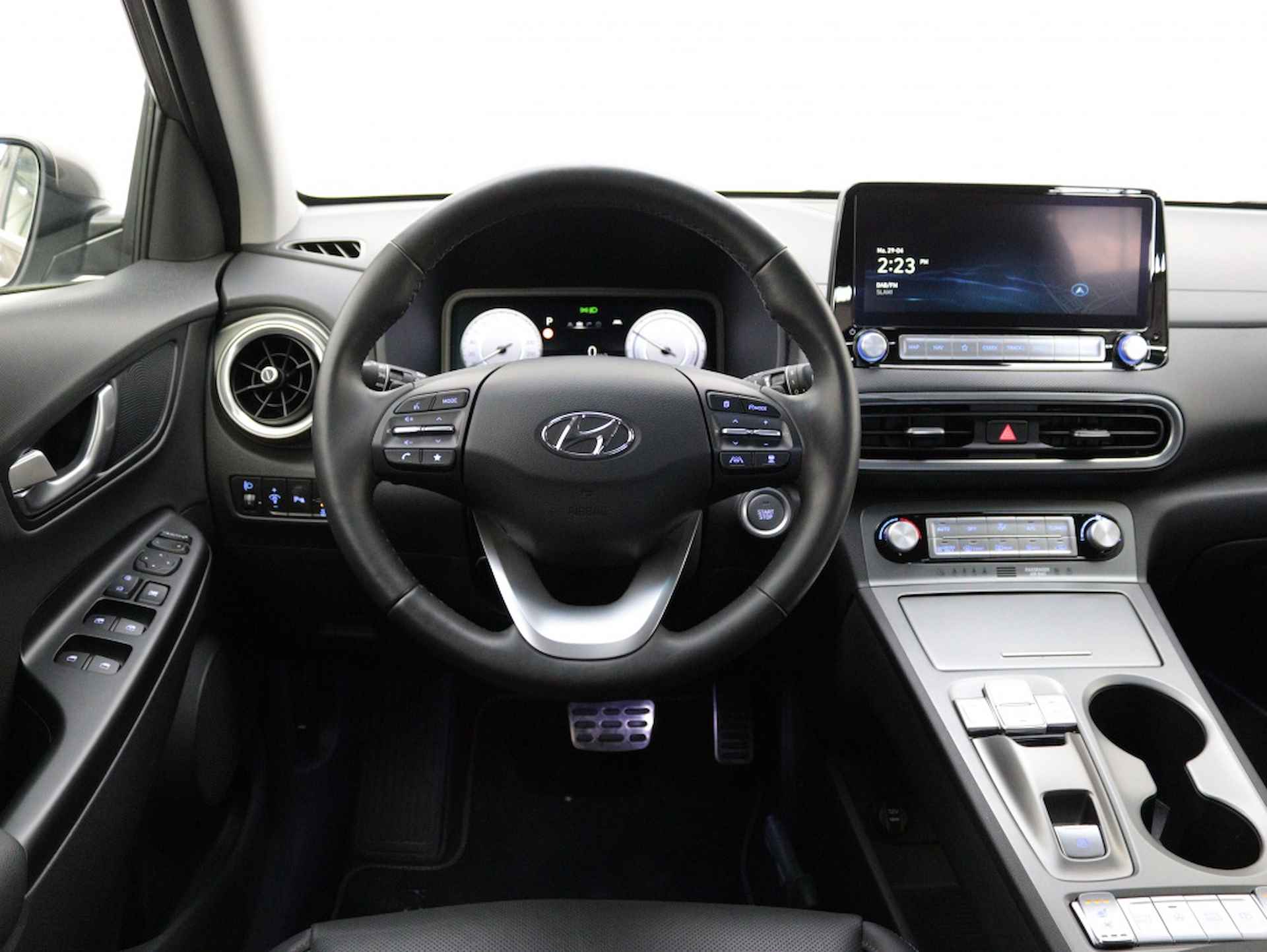 Hyundai Kona EV Premium 64 kWh | Navigatie | Leder | Camera | Carplay | Airco - 3/56