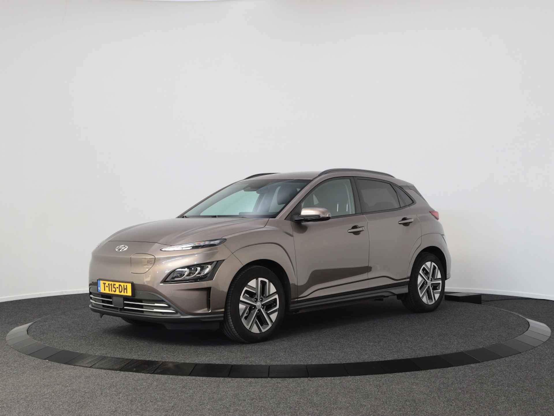 Hyundai Kona EV Premium 64 kWh | Navigatie | Leder | Camera | Carplay | Airco - 12/56