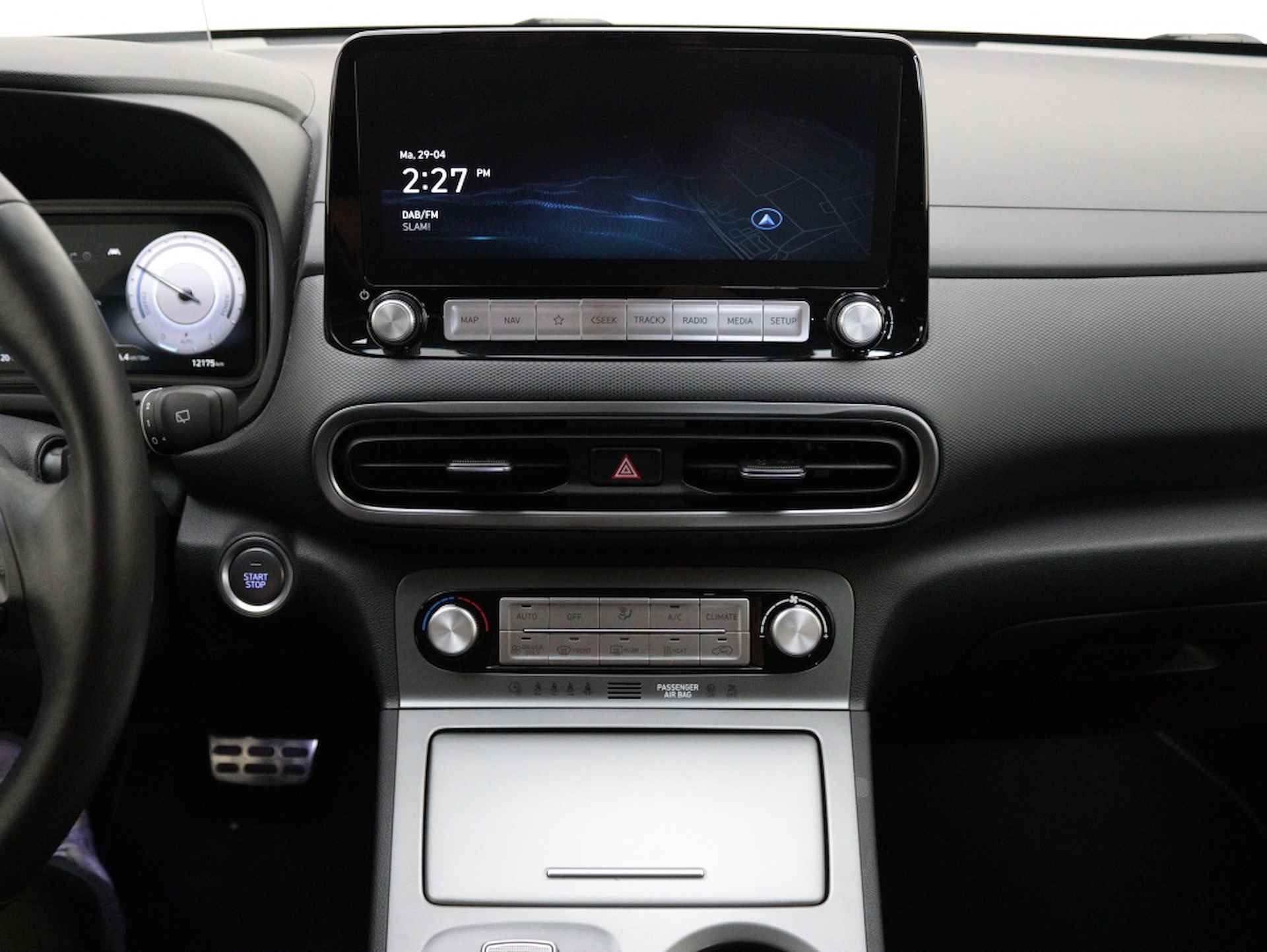 Hyundai Kona EV Premium 64 kWh | Navigatie | Leder | Camera | Carplay | Airco - 38/56
