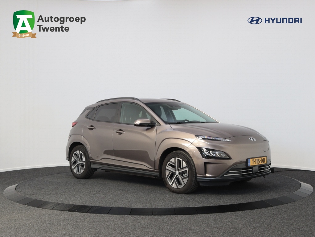Hyundai Kona EV Premium 64 kWh | Navigatie | Leder | Camera | Carplay | Airco