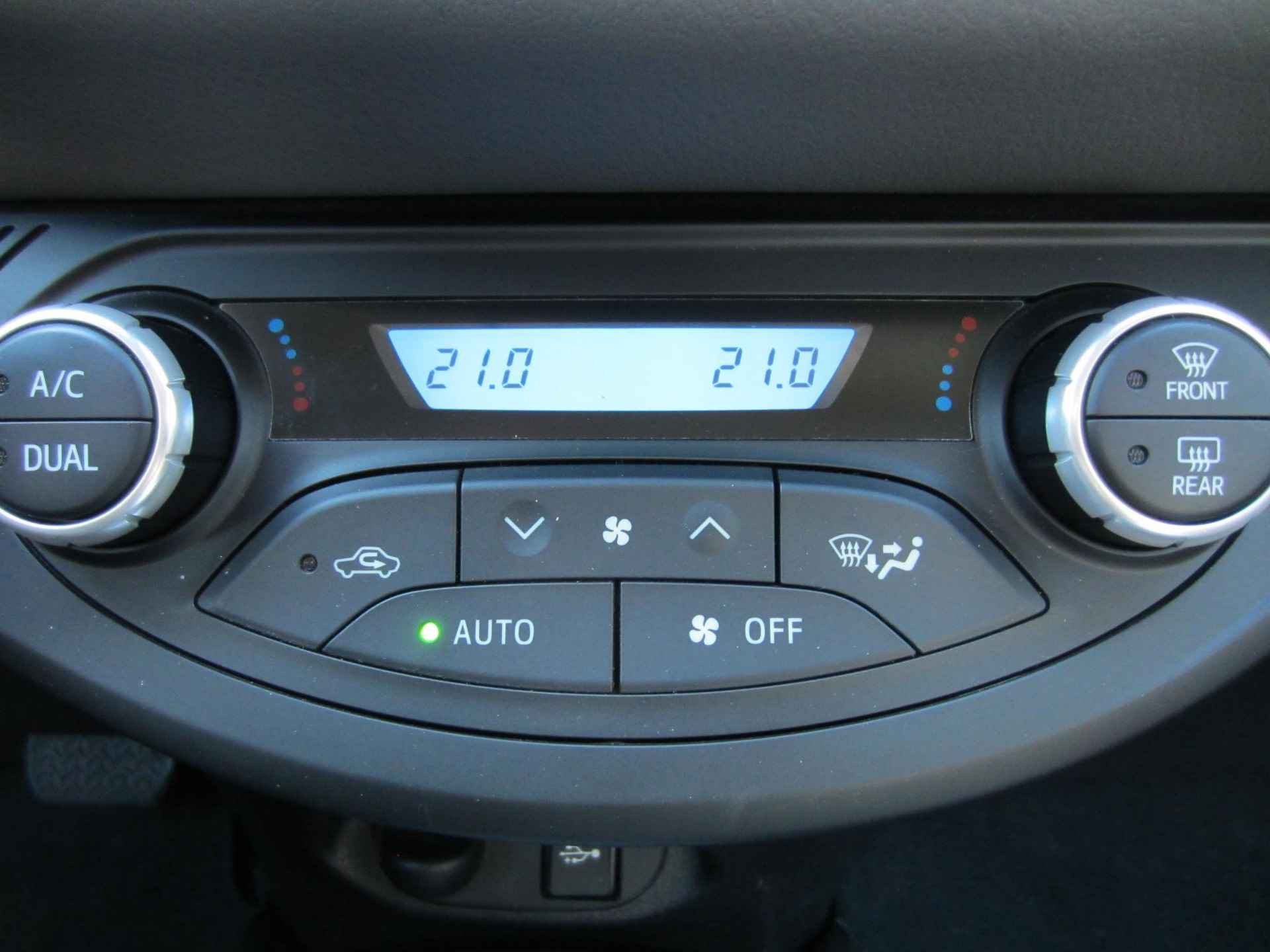 Toyota Yaris 1.5 Hybrid Active Trekhaak Cruise Control Camera - 10/26