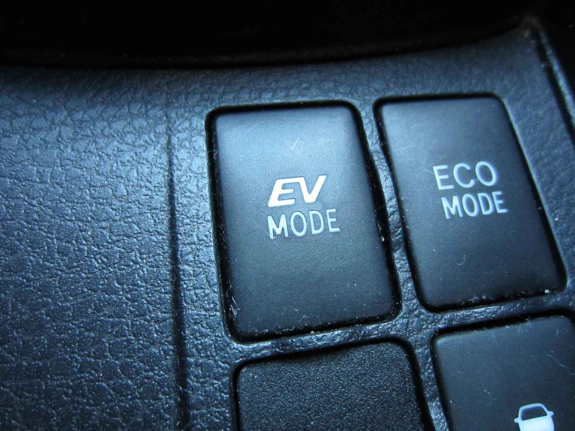 Toyota Yaris 1.5 Hybrid Active Trekhaak Cruise Control Camera - 18/26