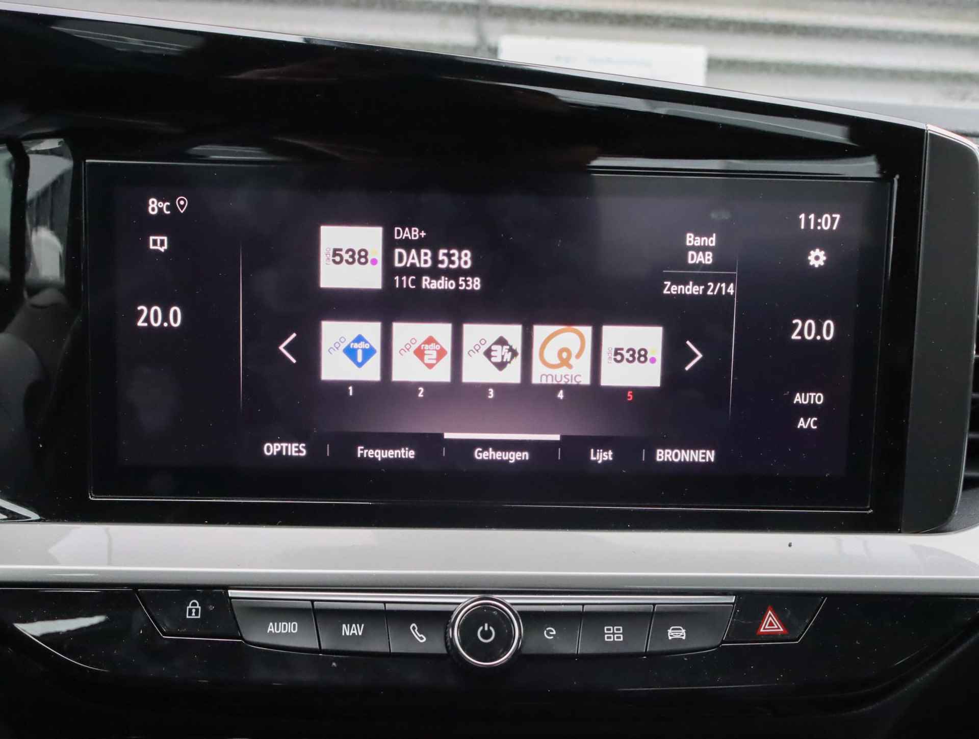 Opel Mokka Electric Level 5 50 kWh (DIRECT rijden!!/17"LMV/Climate/AppleCarPlay/NAV./LED) - 23/42