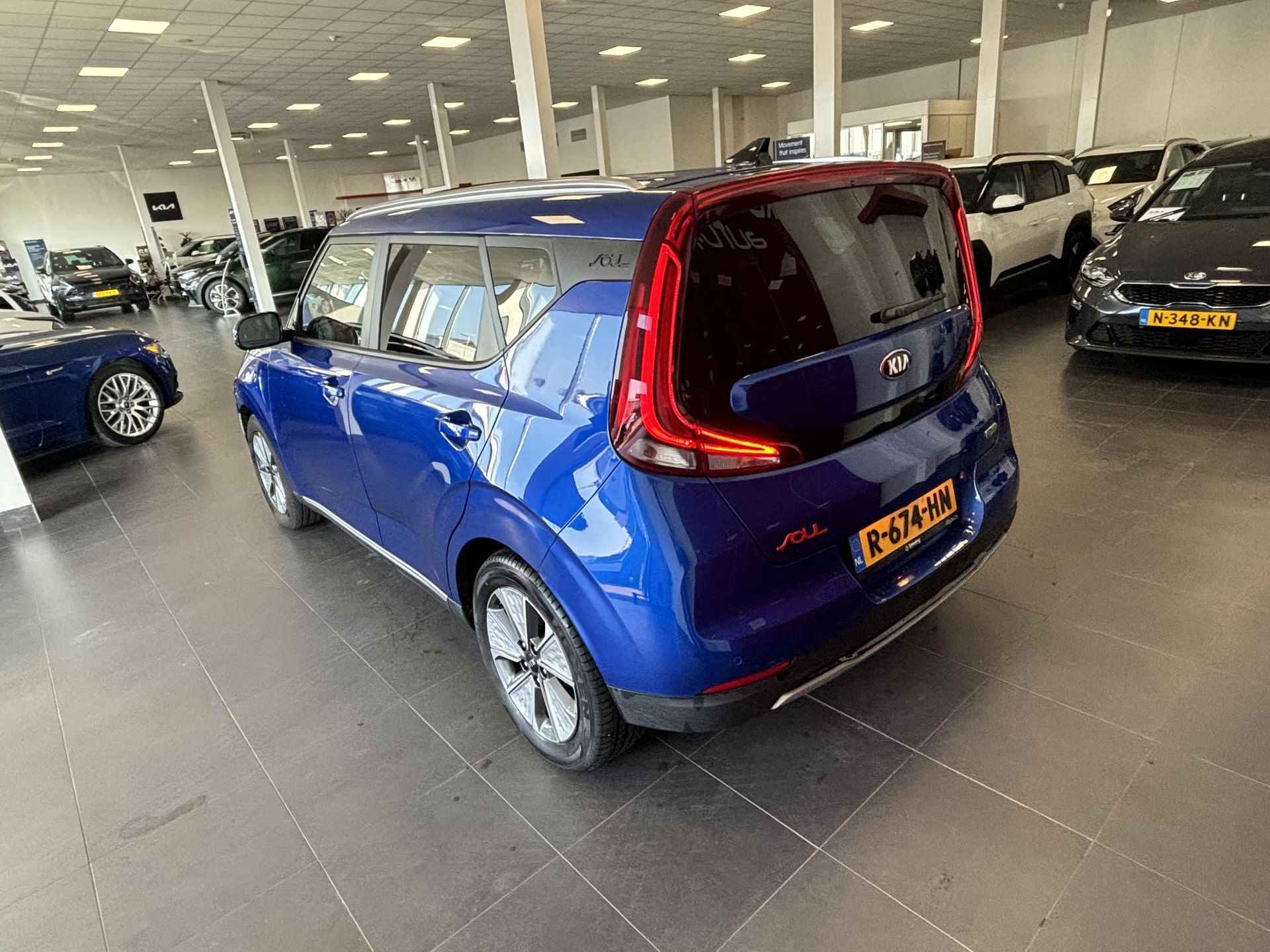 Kia e-Soul DynamicLine 64 kWh - 26/33