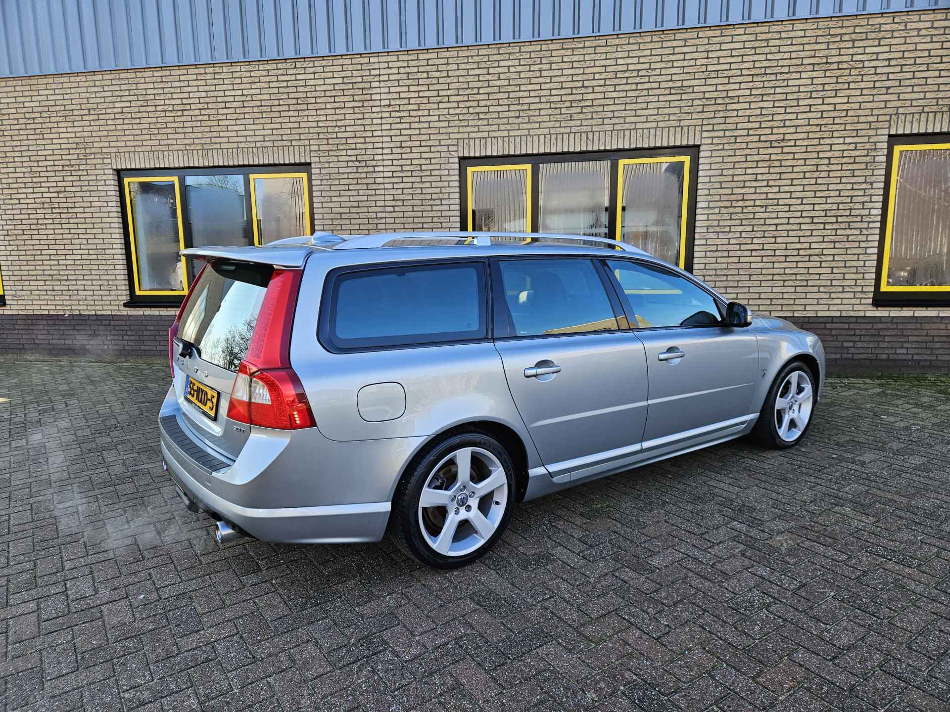 Volvo V70 2.0T R-Design 203 pk automaat org. Nederlandse auto incl volledige historie. - 15/41