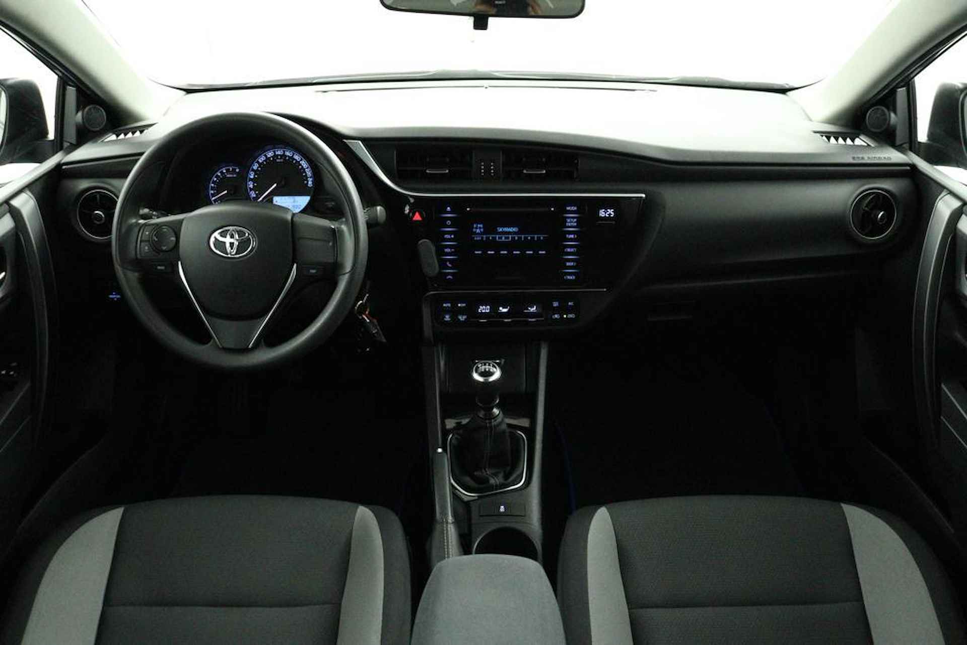 Toyota Auris 1.3 Now | Parkeersensoren | Climate-Control | - 4/39