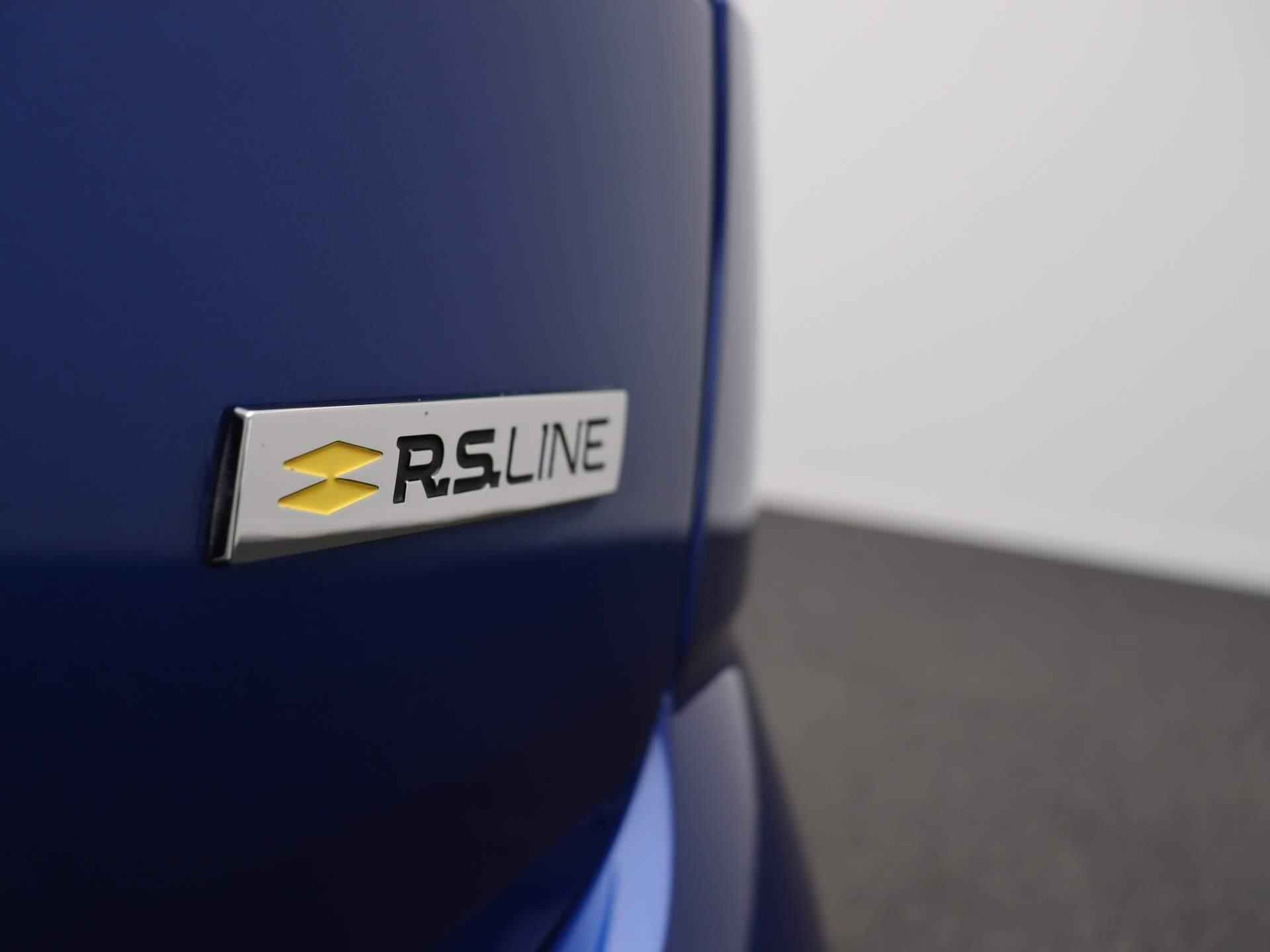 Renault Mégane Estate TCe 140pk R.S. Line | Head Up Display | Bose Audio | Handsfree | Groot Scherm Navigatie | - 17/49