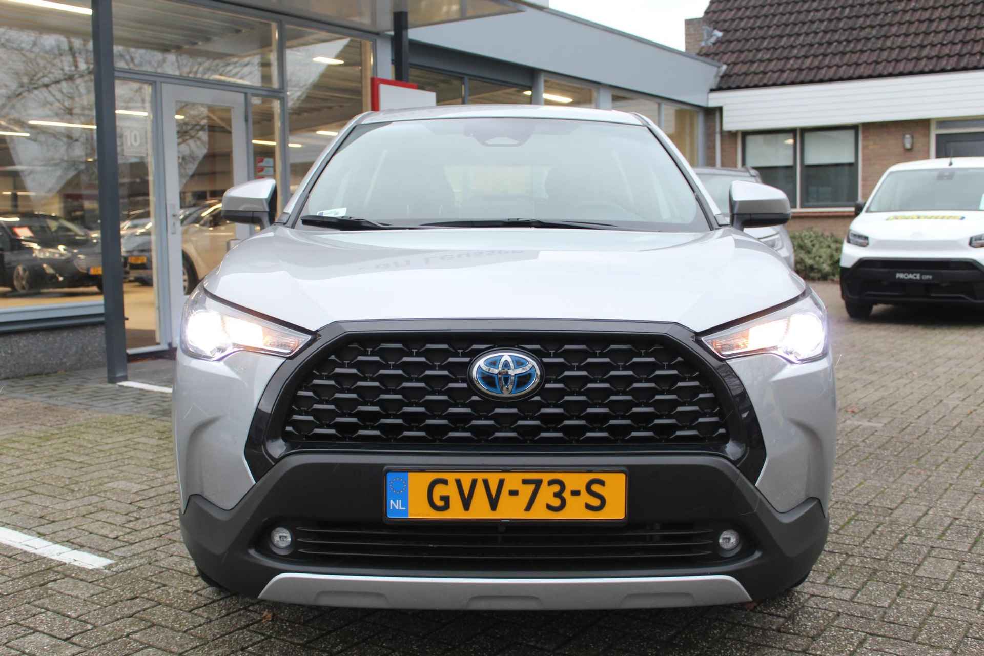 Toyota Corolla Cross HYBRID 200 BUSINESS PLUS STOEL/STUURVERW. DODEHOEKDETECTIE SENSOREN PARKCAMERA LM-VELGEN DAB CLIMA AD-CRUISE - 5/33