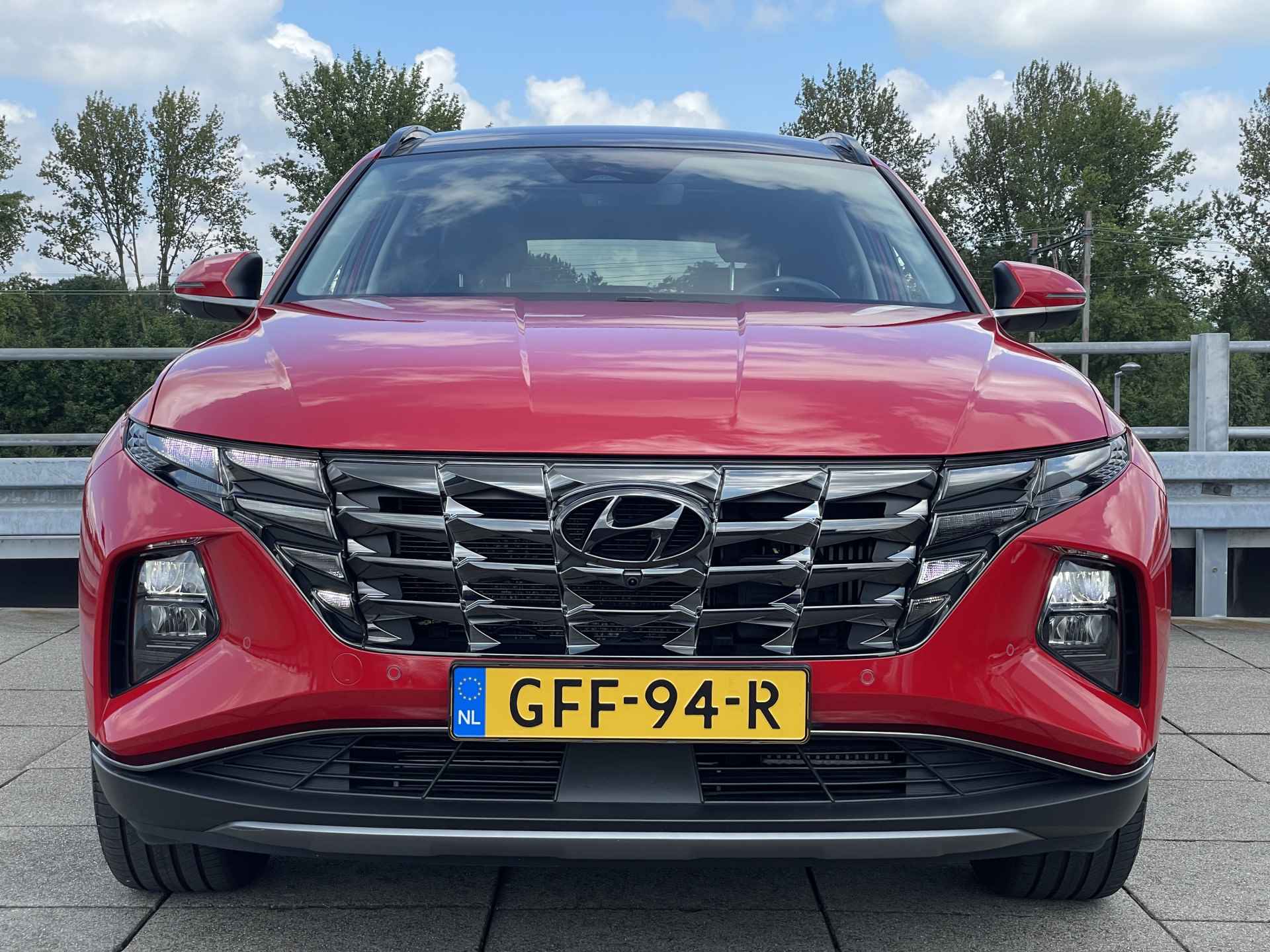 Hyundai Tucson 1.6 T-GDI PHEV Premium Sky 4WD | Schuif-/ kanteldak | Lederen interieur | Rijklaarprijs! | - 9/39