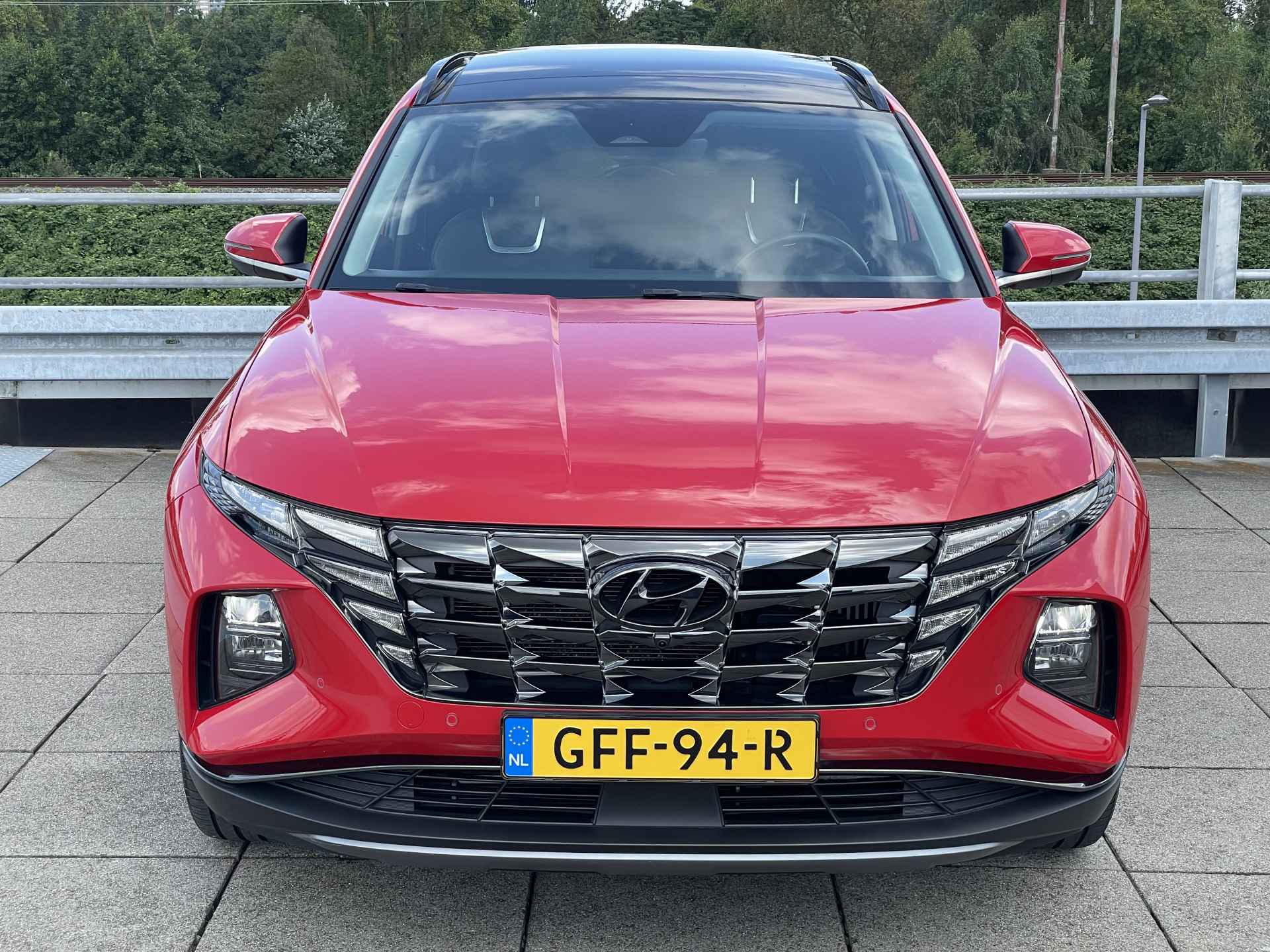 Hyundai Tucson 1.6 T-GDI PHEV Premium Sky 4WD | Schuif-/ kanteldak | Lederen interieur | Rijklaarprijs! | - 35/39