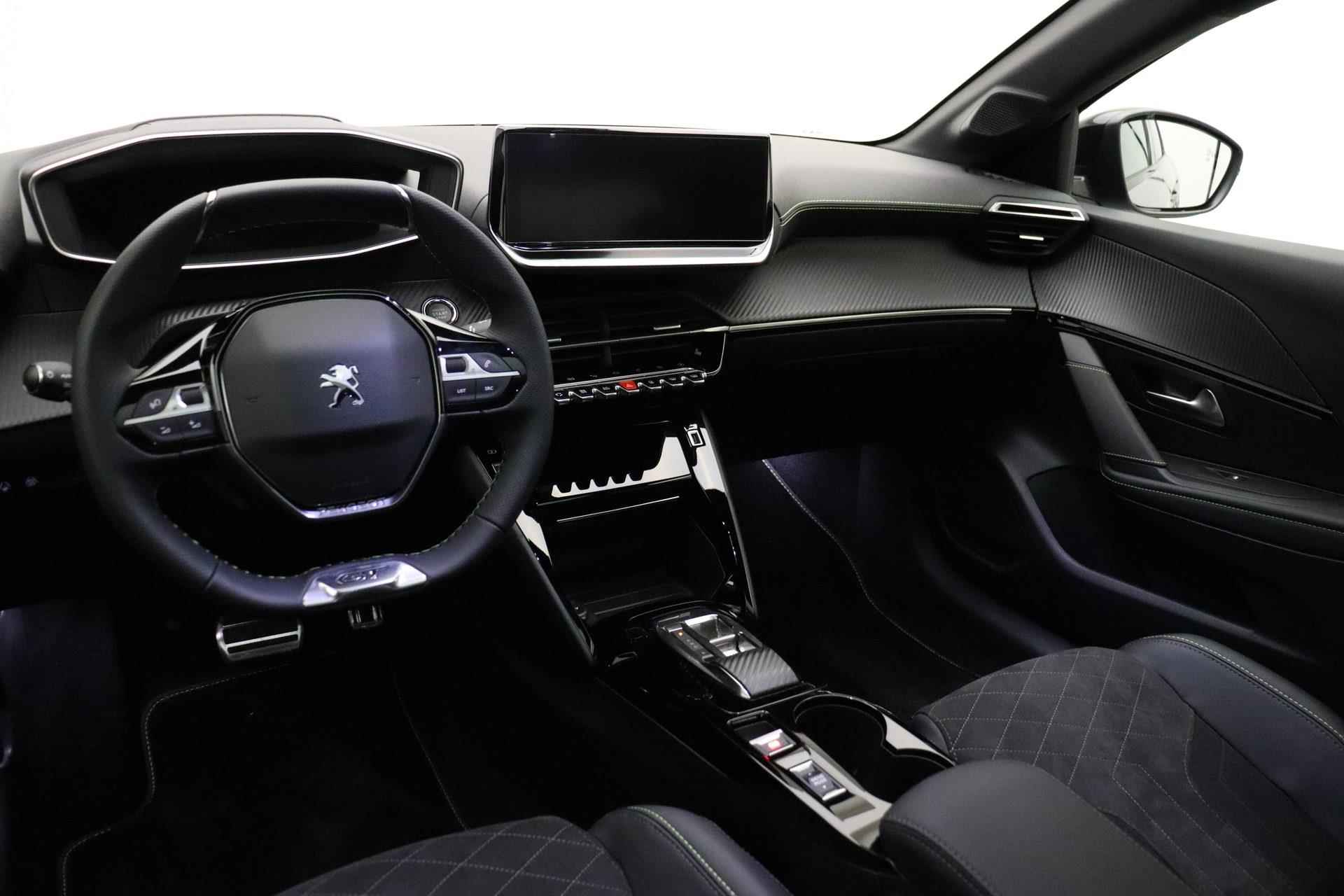 Peugeot e-208 EV GT Pack 50 kWh | Panoramadak | Subsidie | Alcantara bekleding | Stoelverwarming | Parkeersensoren voor en achter | Achteruitrijcamera | Climate control | Navigatie - 7/37