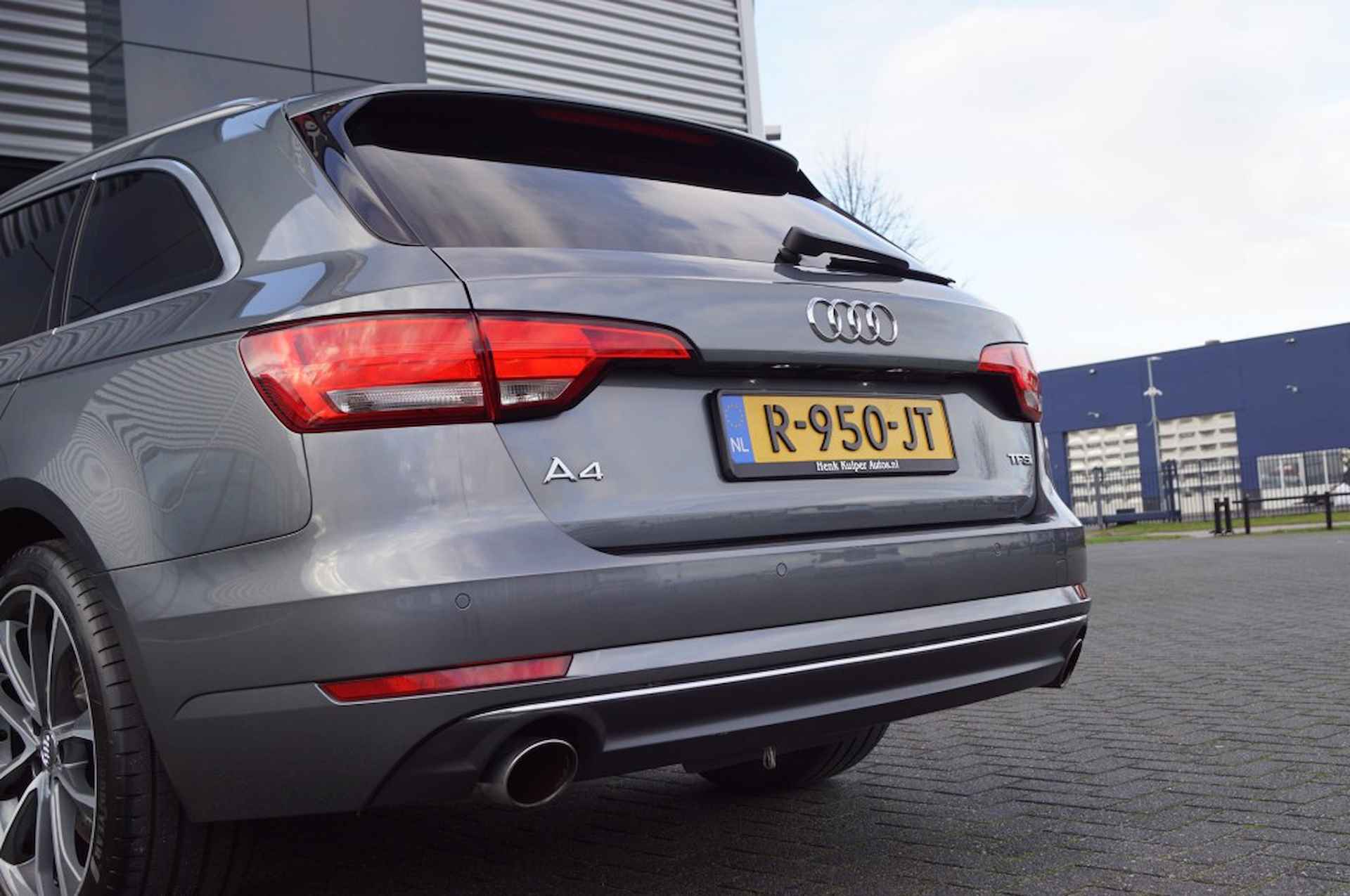 AUDI A4 AVANT 2.0 TFSI 252PK Sport /Xenon /Trekh. afnb./ El. A-klep/19LM - 32/39