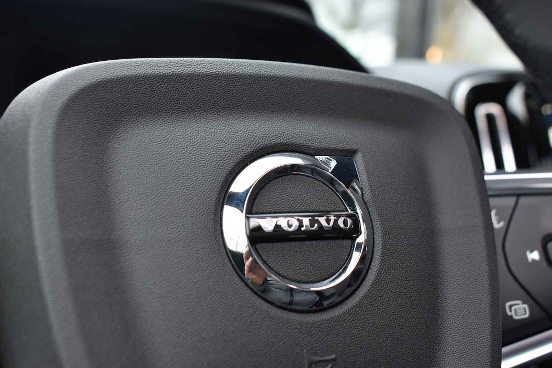 Volvo XC40 Extended Range Ultimate 82kWh/252pk | 20'' | Getint glas - 14/31