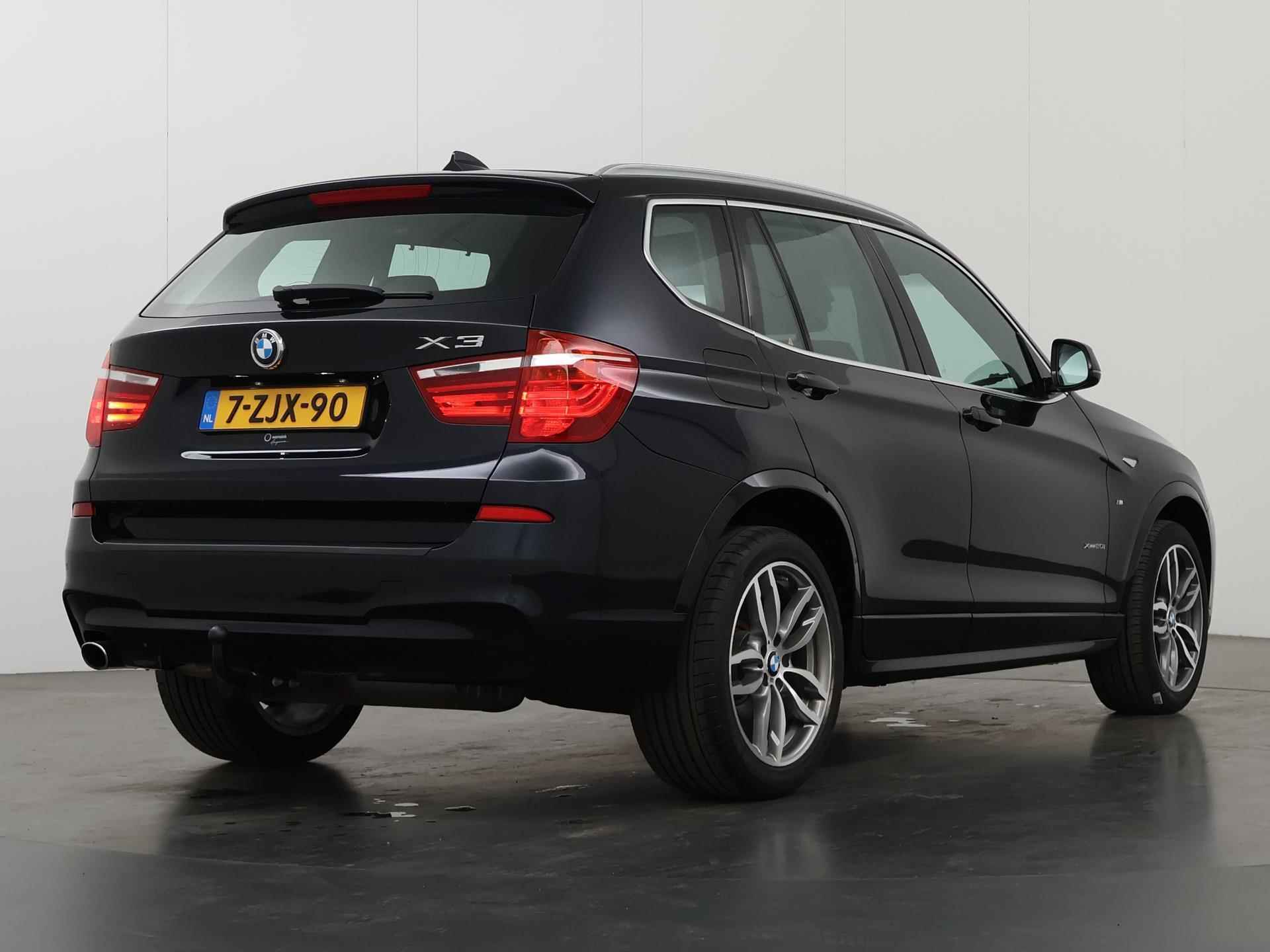 BMW X3 xDrive20i High Executive M-Sport | Trekhaak | Schuif / Kanteldak | Navigatie | Parkeersensoren | Stoelverwarming | Climate Control | - 3/46