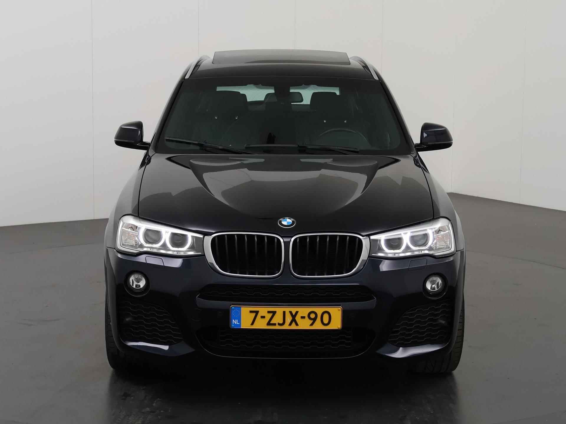 BMW X3 xDrive20i High Executive M-Sport | Trekhaak | Schuif / Kanteldak | Navigatie | Parkeersensoren | Stoelverwarming | Climate Control | - 4/46