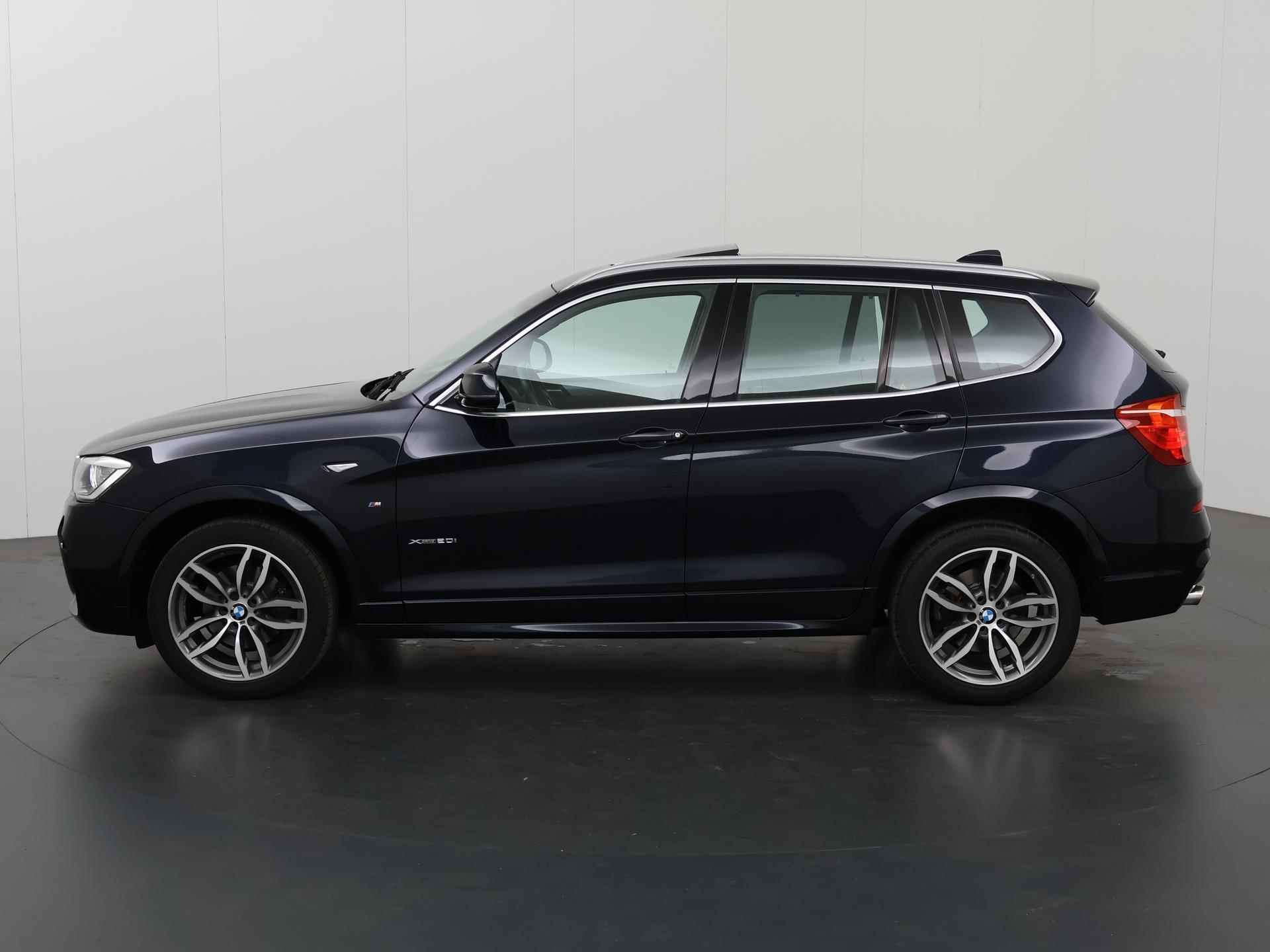 BMW X3 xDrive20i High Executive M-Sport | Trekhaak | Schuif / Kanteldak | Navigatie | Parkeersensoren | Stoelverwarming | Climate Control | - 6/46