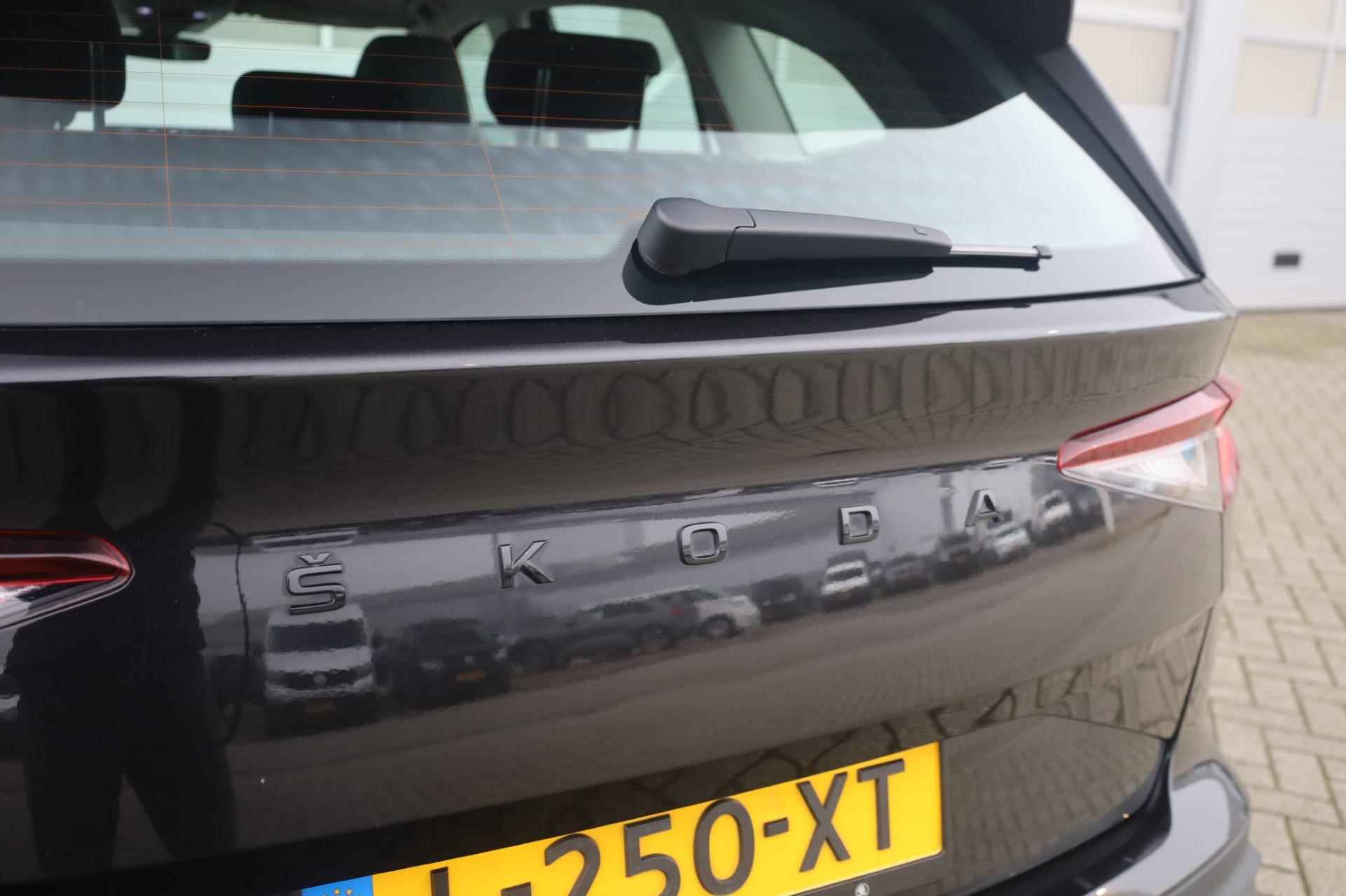 Skoda Enyaq 80 204pk | SoH 94% | Panoramadak | Navigatie | Achteruitrijcamera - 40/57