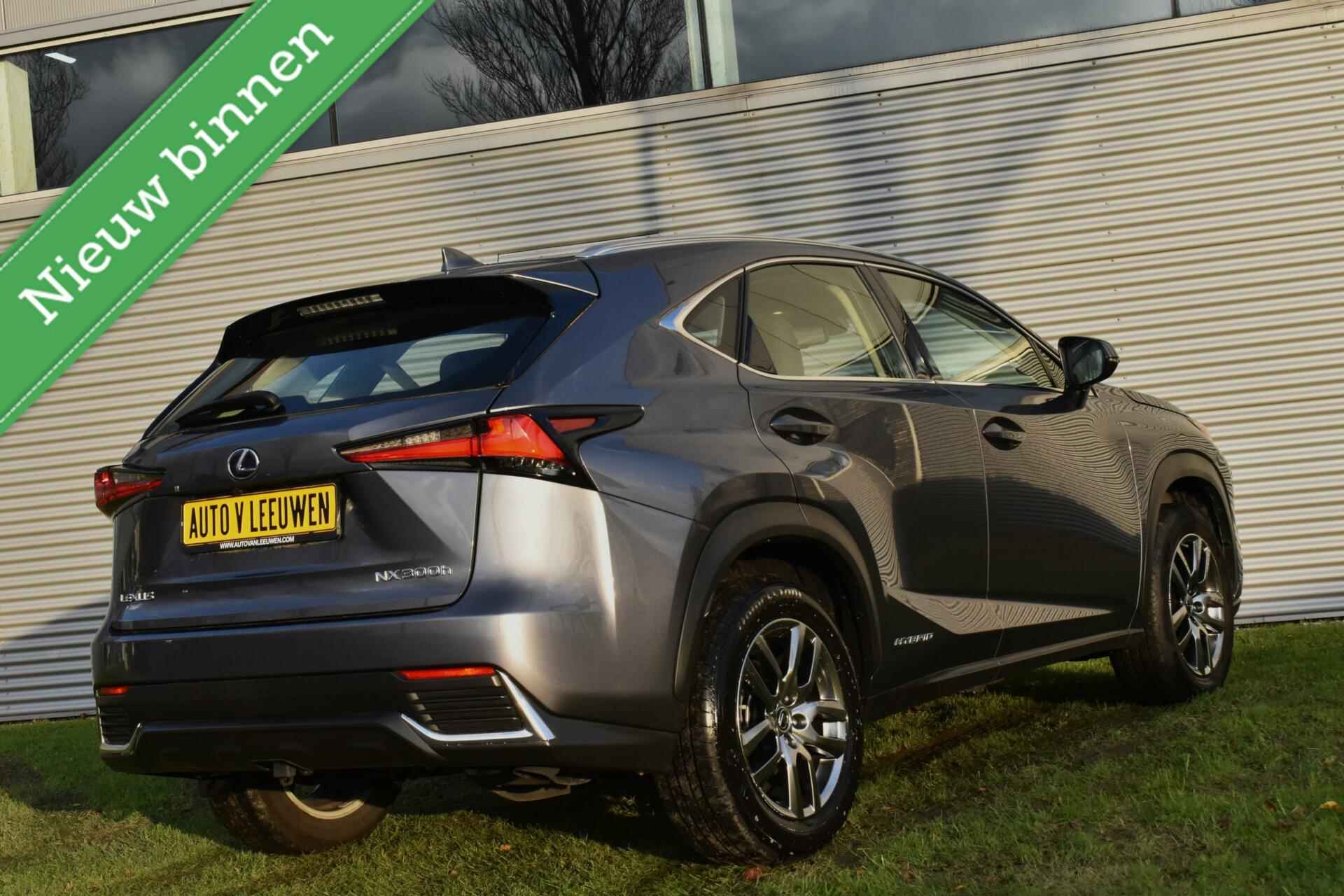 Lexus NX 300h AWD Luxury Hybrid LEDER/CAMERA/LED/ACC/ETC.! - 27/30