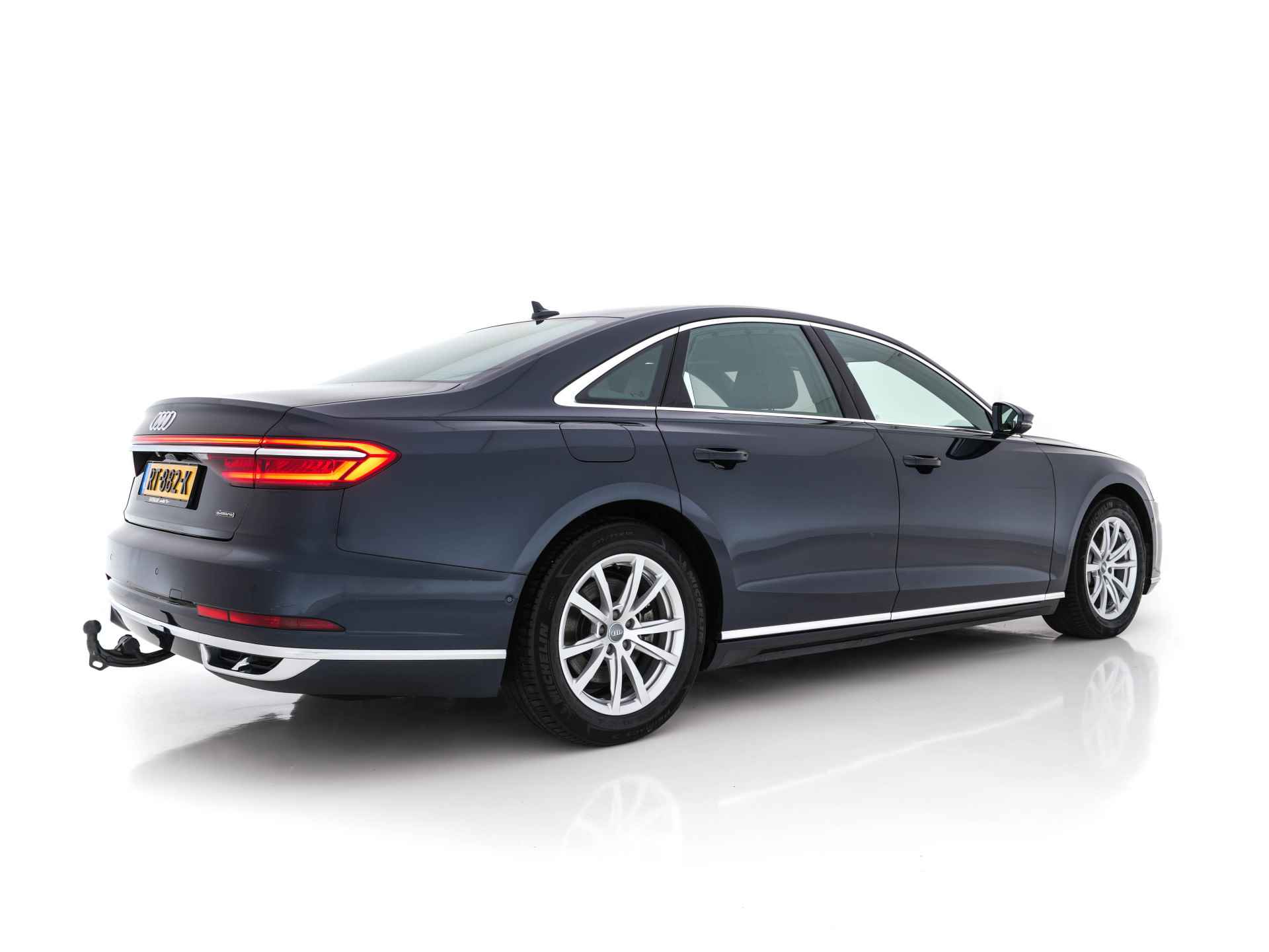 Audi A8 50 TDI Quattro Aut. * MATRIX-LED | UNICUM-VOLLEDER | VIRTUAL-COCKPIT  |  BANG&OLUFSEN-SURROUND | SOFT-CLOSE | KEYLESS | MEMORY-SEATS | ADAPTIVE-CRUSIE | DAB | CAMERA | ECC | PDC | AIR-SUSPENSION | AMBIENT-L - 6/40