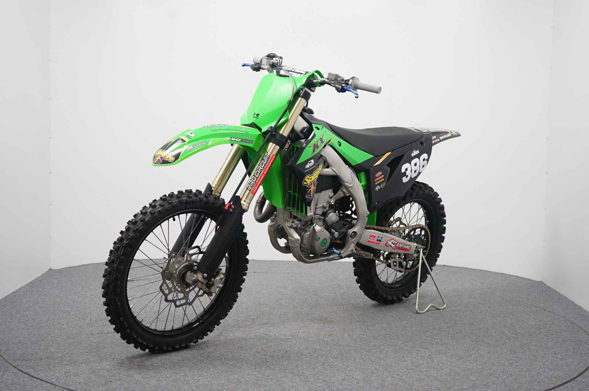 Kawasaki KX 450 F - 4/17