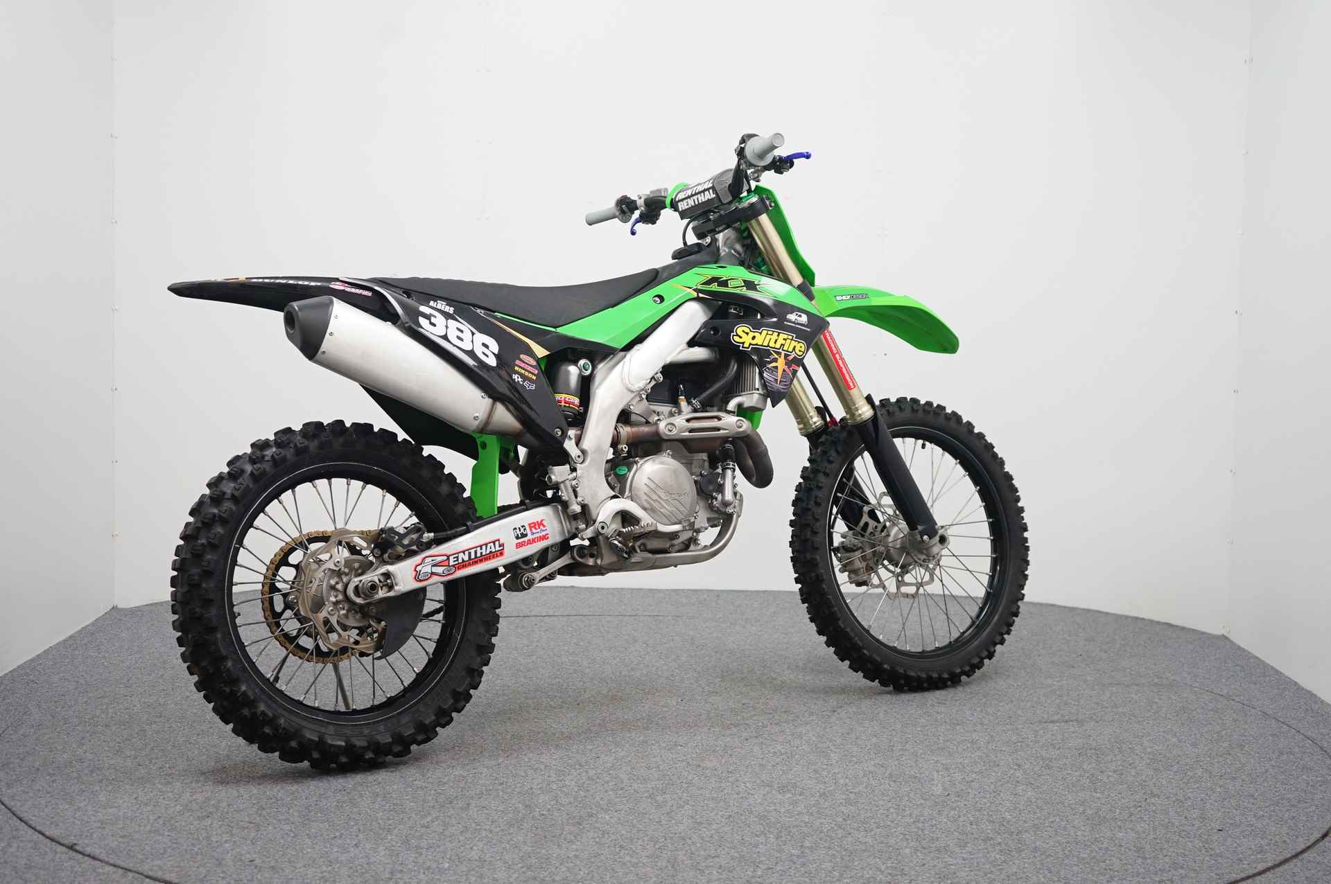 Kawasaki KX 450 F - 8/17