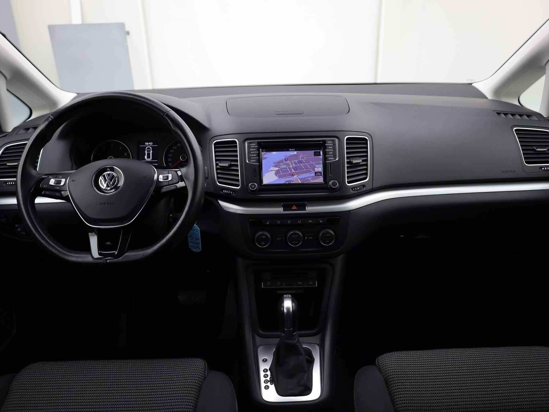 Volkswagen Sharan 1.4TSI/150PK Comfortline 7Pers. DSG · Navigatie · Parkeersensoren · Cruise control - 5/40