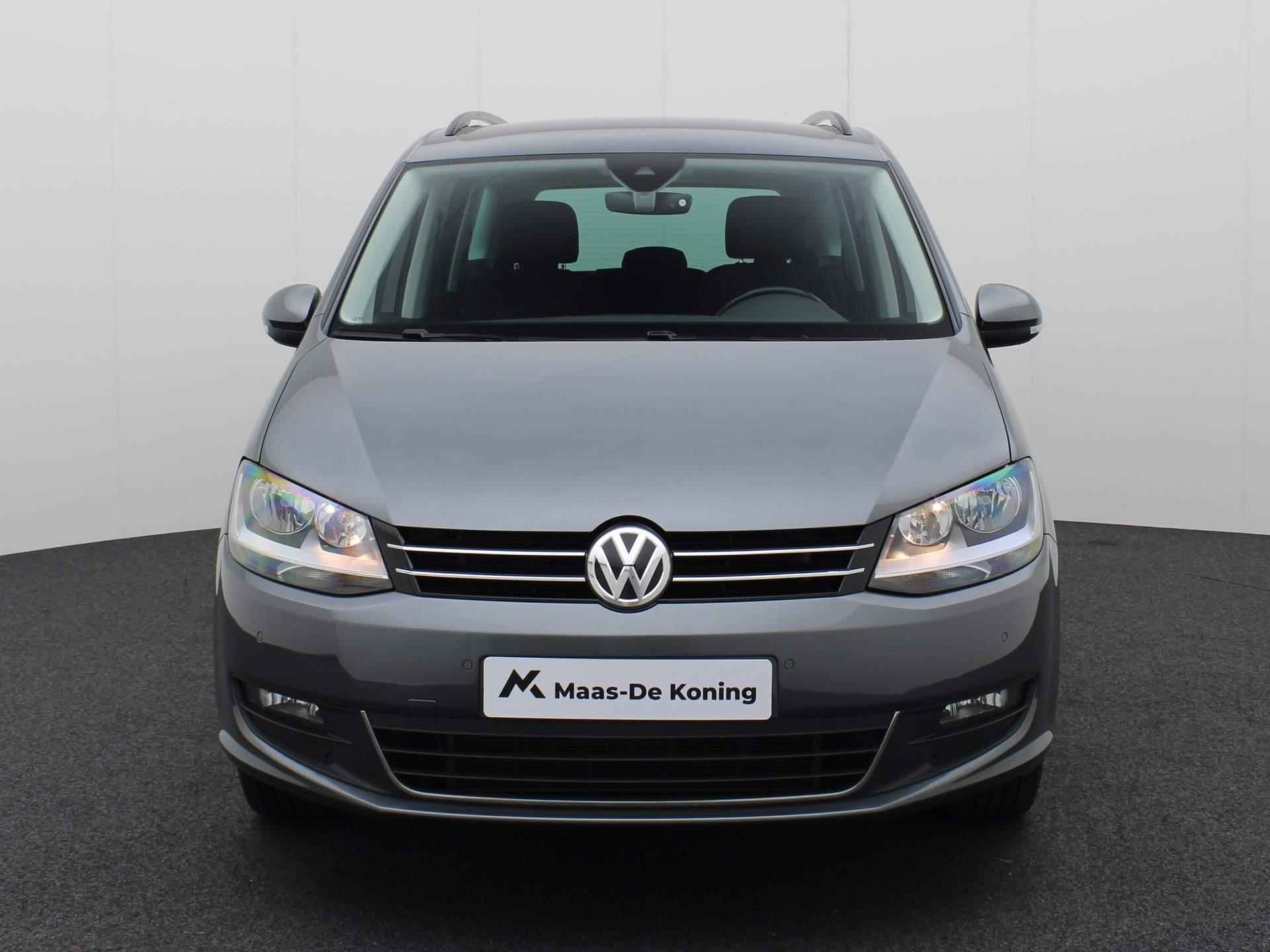 Volkswagen Sharan 1.4TSI/150PK Comfortline 7Pers. DSG · Navigatie · Parkeersensoren · Cruise control - 30/40