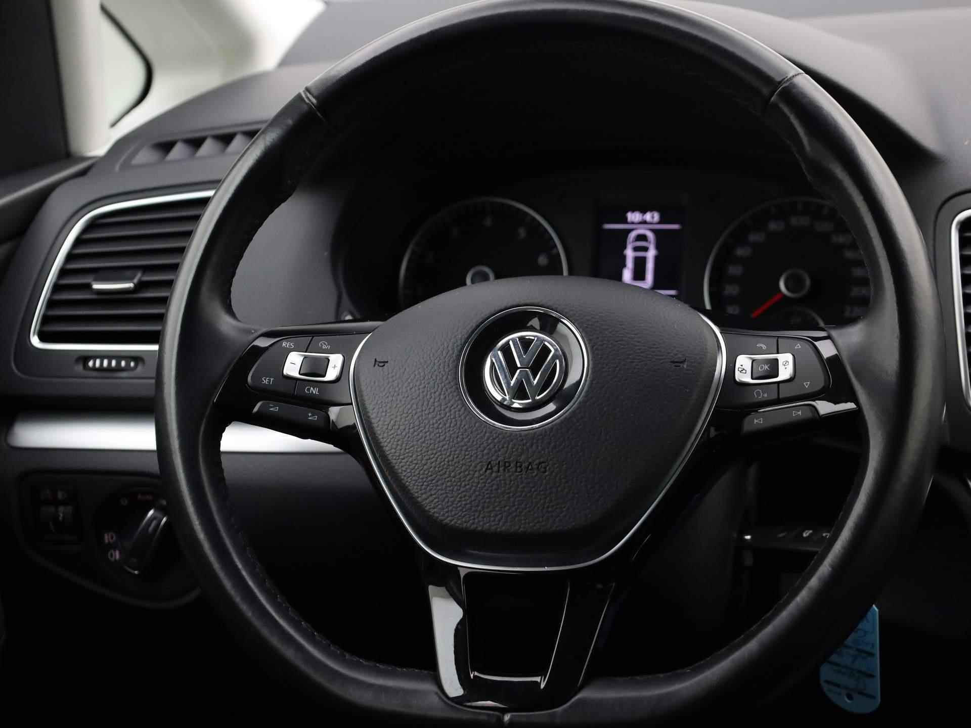 Volkswagen Sharan 1.4TSI/150PK Comfortline 7Pers. DSG · Navigatie · Parkeersensoren · Cruise control - 36/40