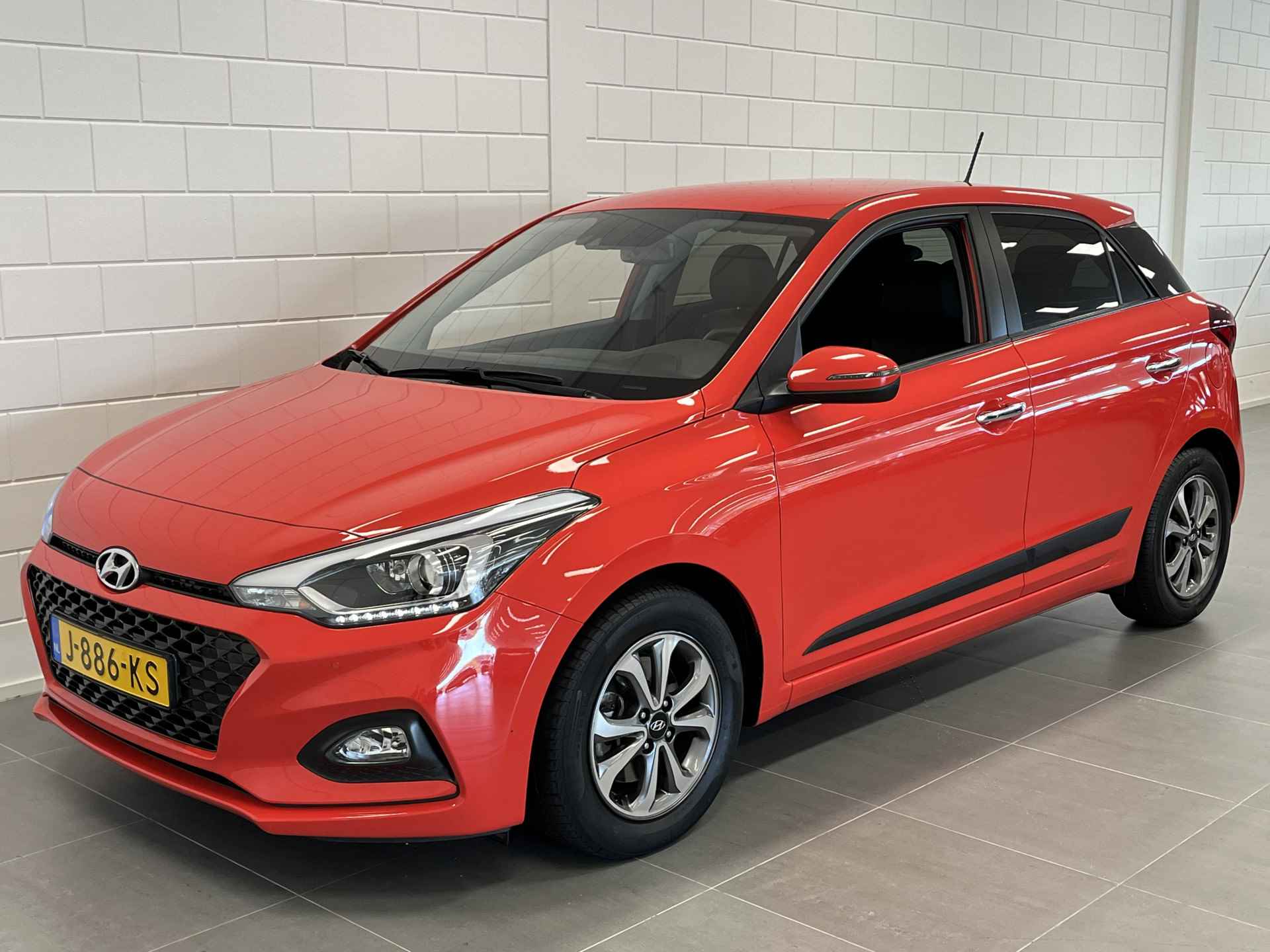 Hyundai i20 1.0 T-GDI Premium LEDER | STOEL EN STUURVERWARMING | KEYLESS - 4/44