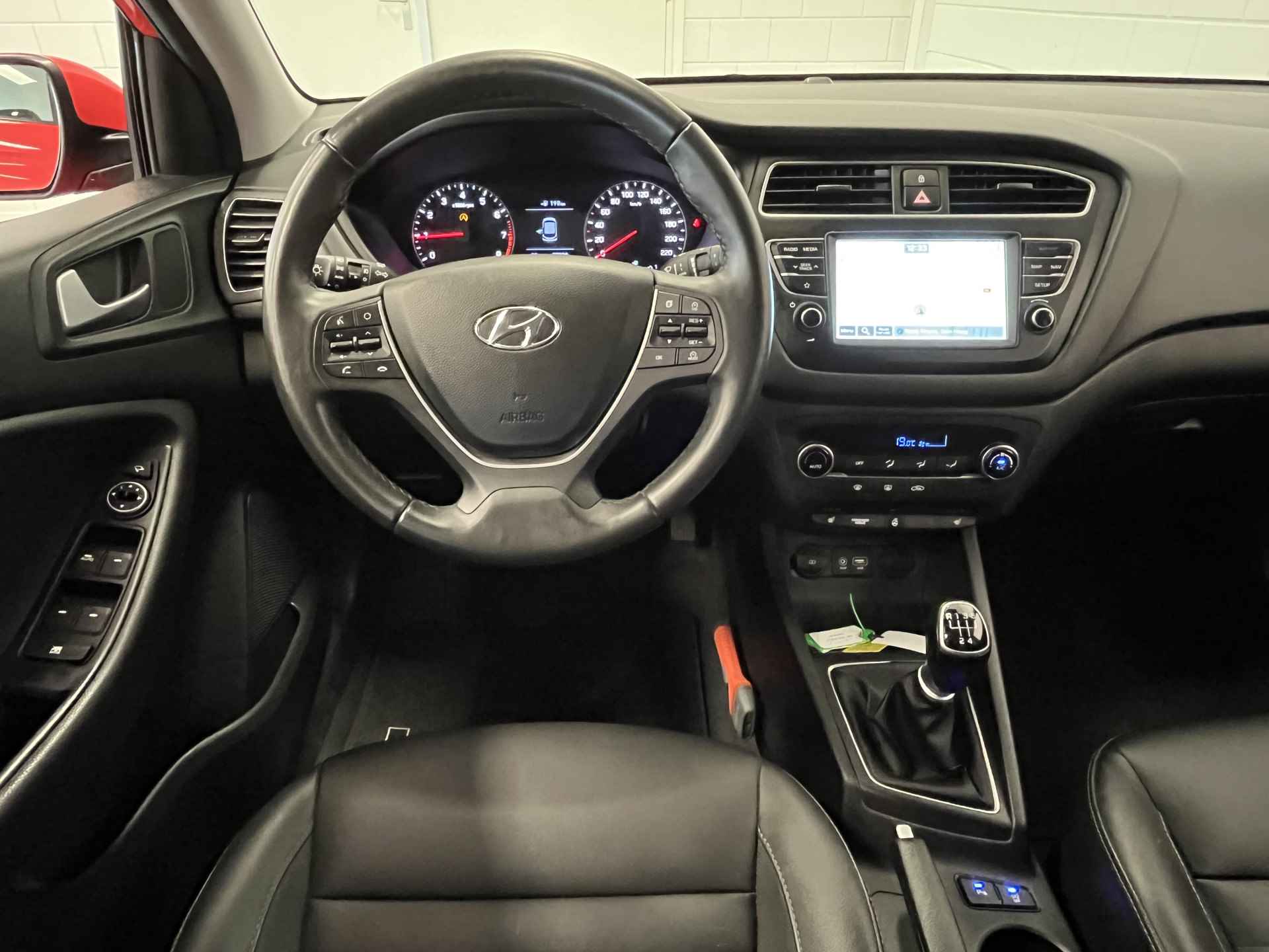 Hyundai i20 1.0 T-GDI Premium LEDER | STOEL EN STUURVERWARMING | KEYLESS - 6/44