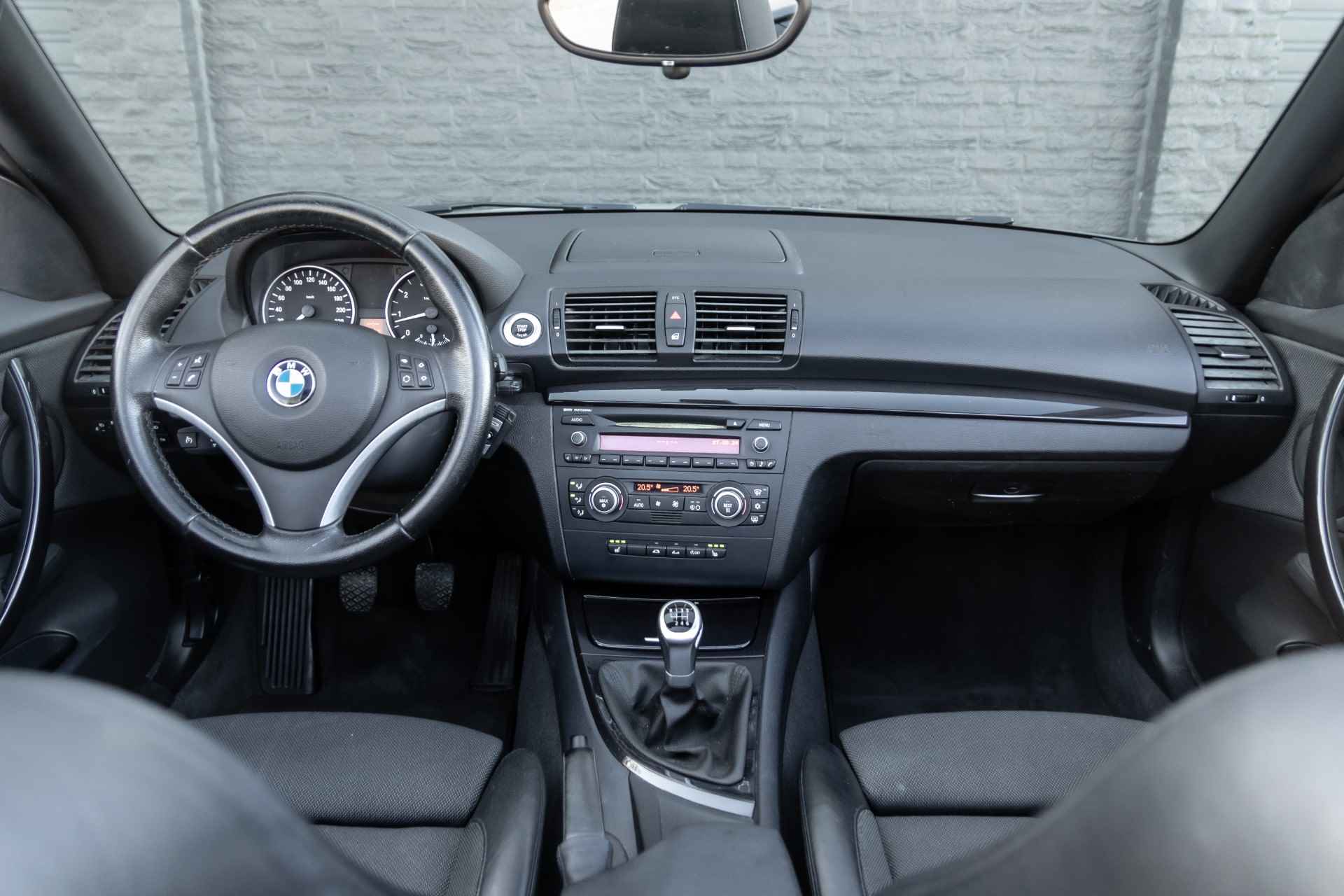 BMW 1 Serie Cabrio 118i | Sportstoelen | Clima | PDC | Stoelverwarming | M-onderstel | Volledige historie - 35/47