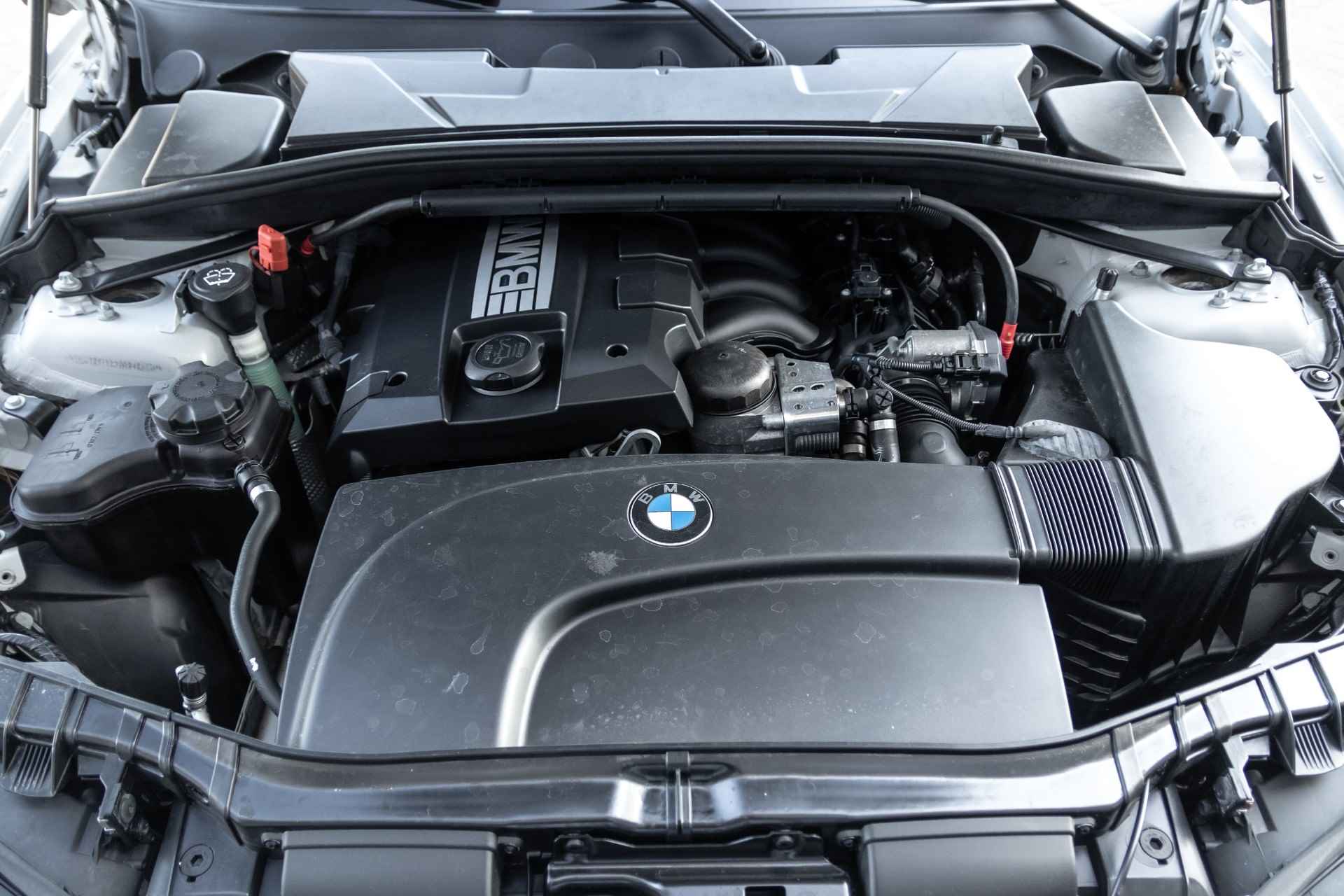 BMW 1 Serie Cabrio 118i | Sportstoelen | Clima | PDC | Stoelverwarming | M-onderstel | Volledige historie - 39/47