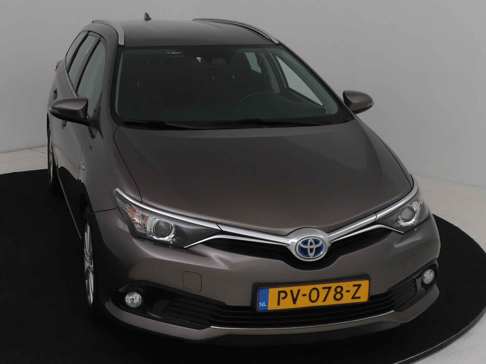 Toyota Auris Touring Sports 1.8 Hybrid Aspiration | Navigatie | Camera | LM velgen | - 24/43