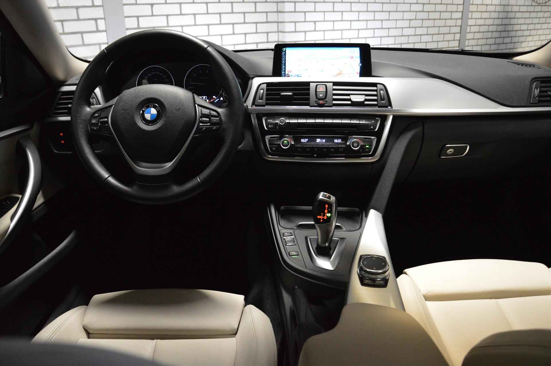 BMW 4-Serie Gran Coupé (f36) 435i 6 cil. xDrive Luxury - 26/29